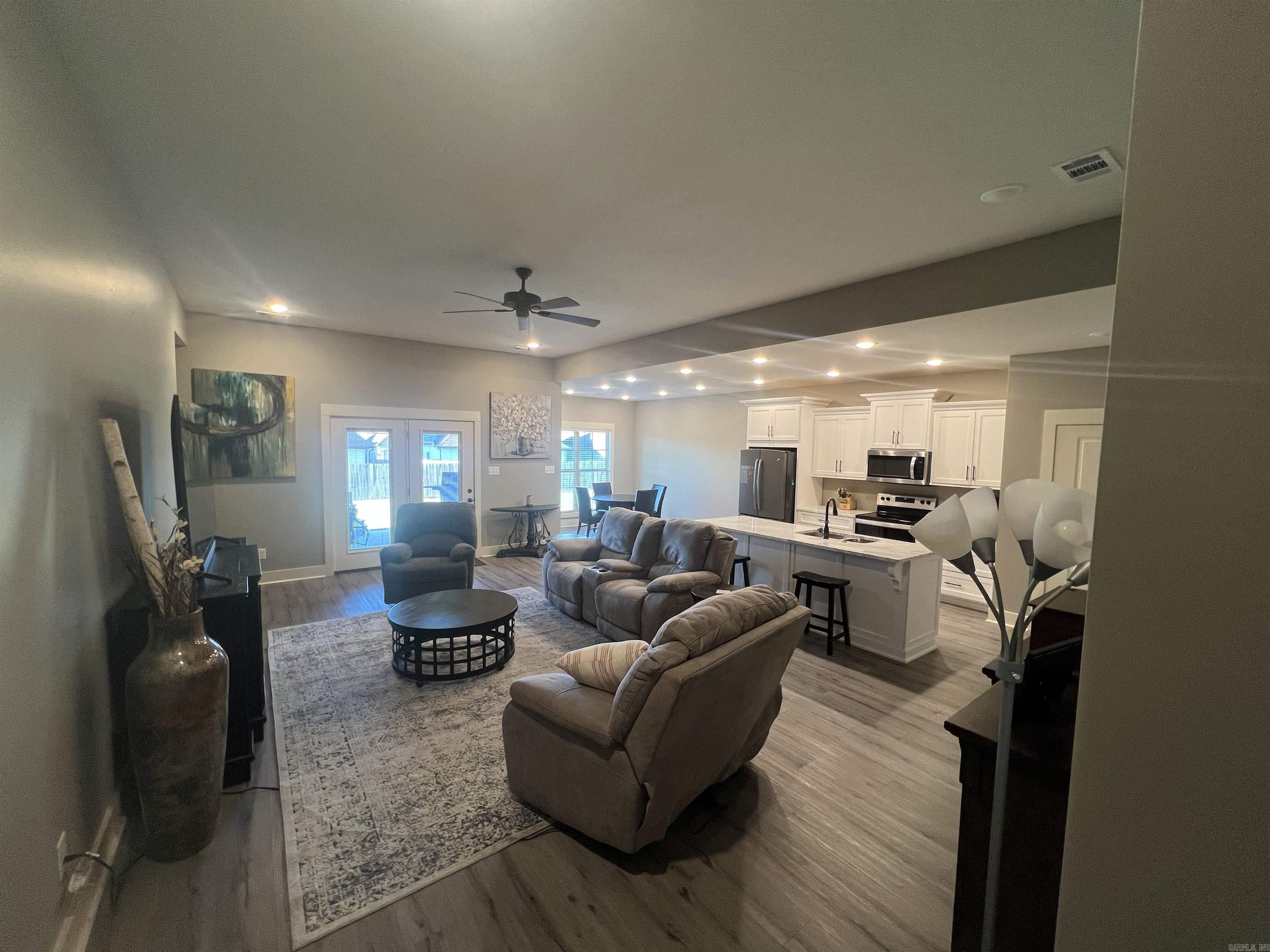 BOBCAT MEADOWS - Residential