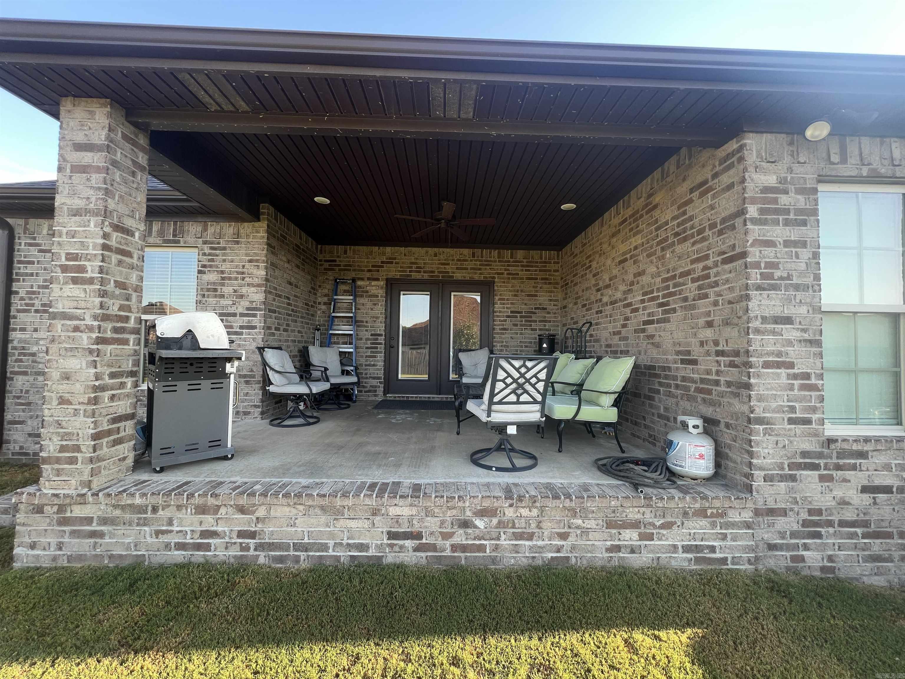 BOBCAT MEADOWS - Residential