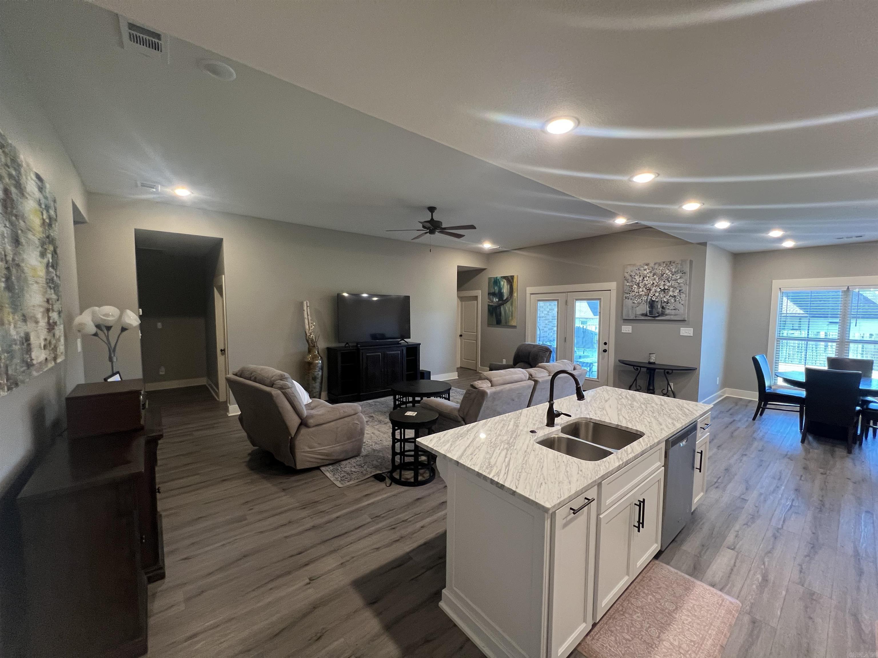 BOBCAT MEADOWS - Residential