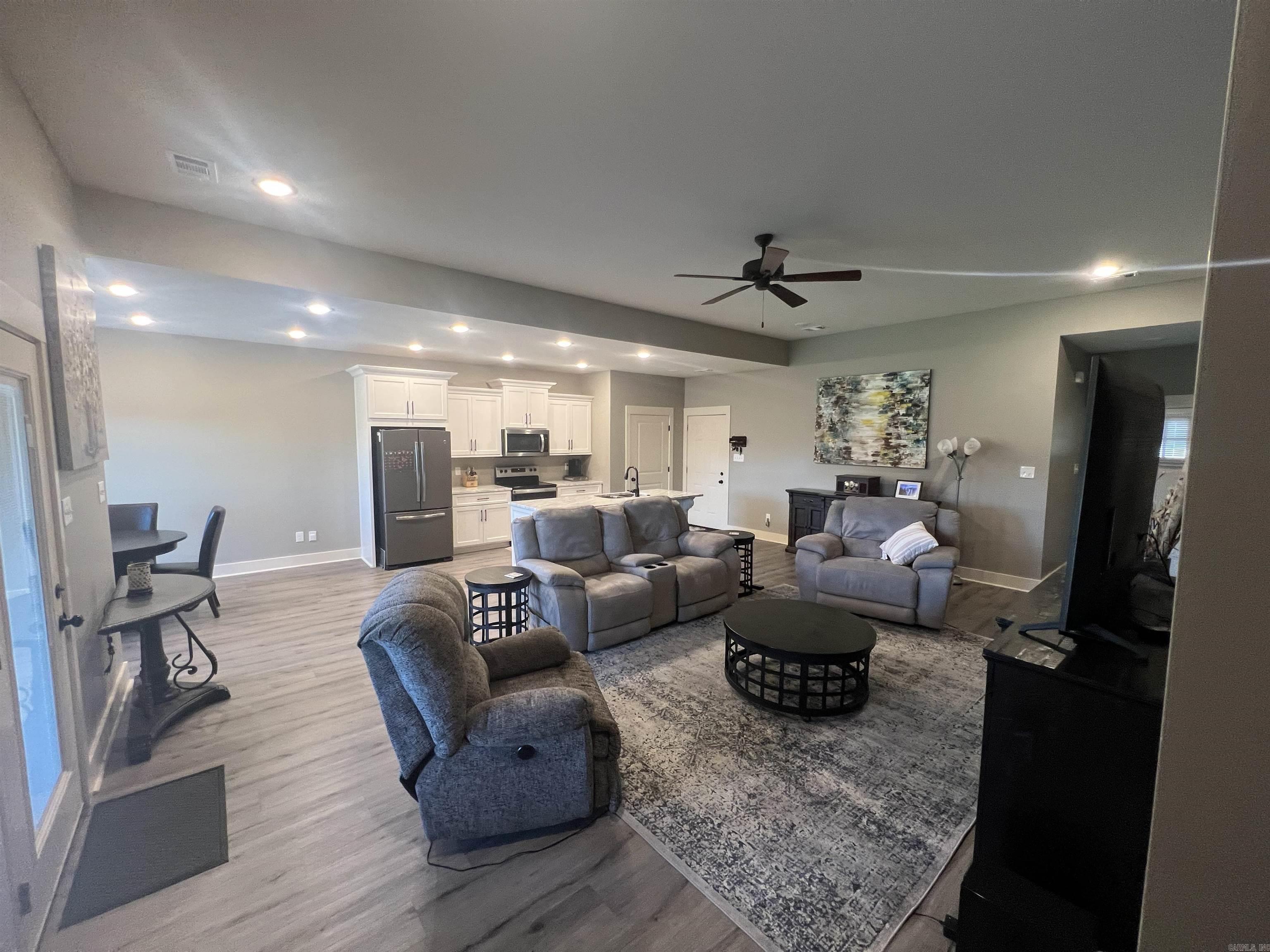BOBCAT MEADOWS - Residential