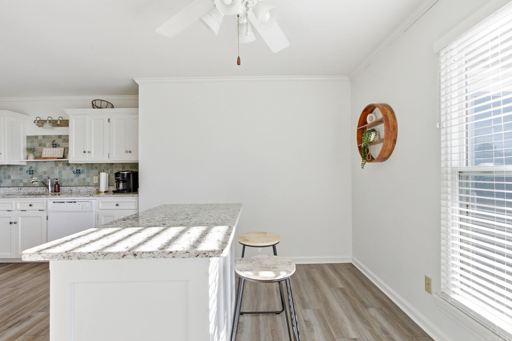 LUDINGTON HGTS - Residential