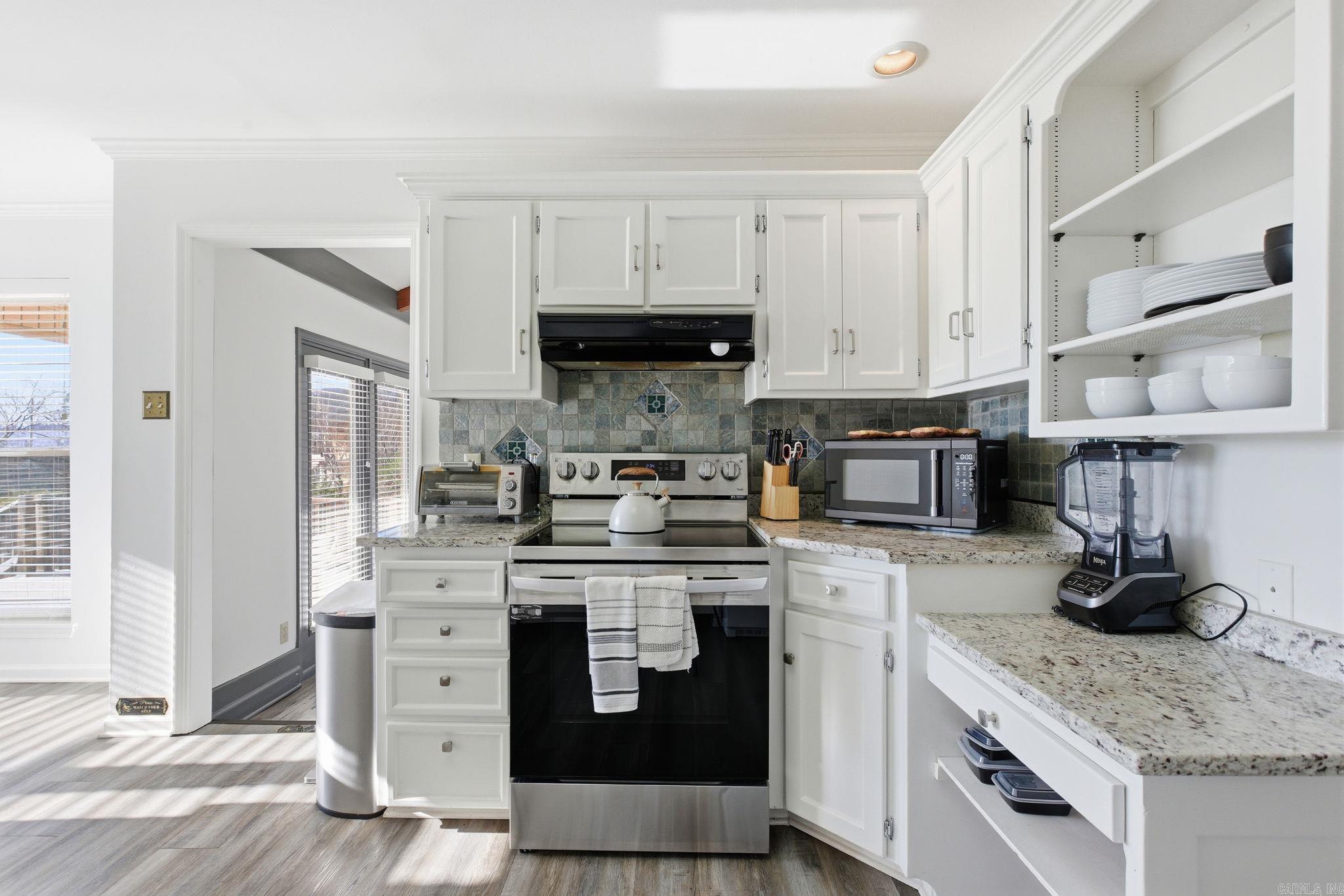 LUDINGTON HGTS - Residential