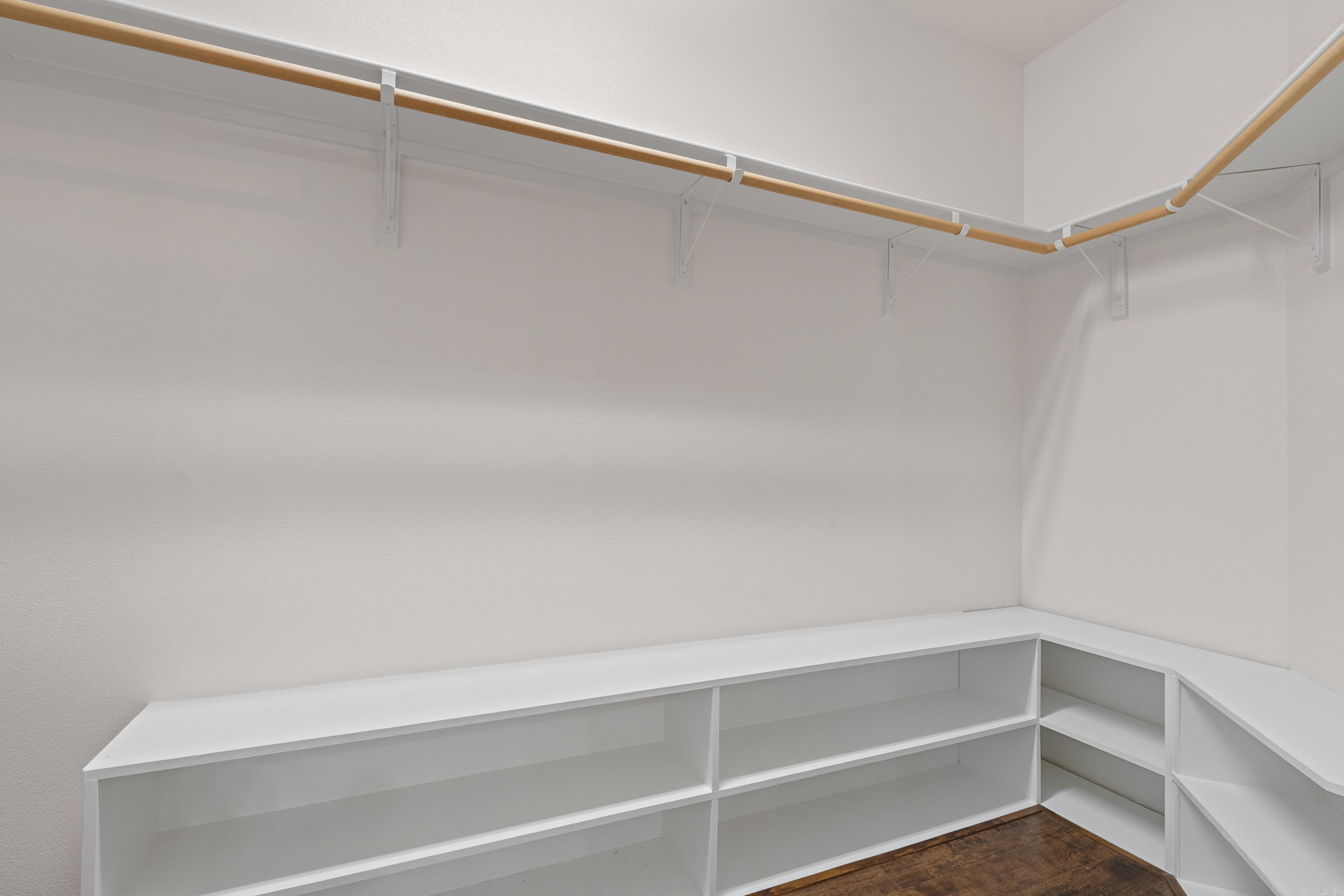 Isabella Courts - Residential