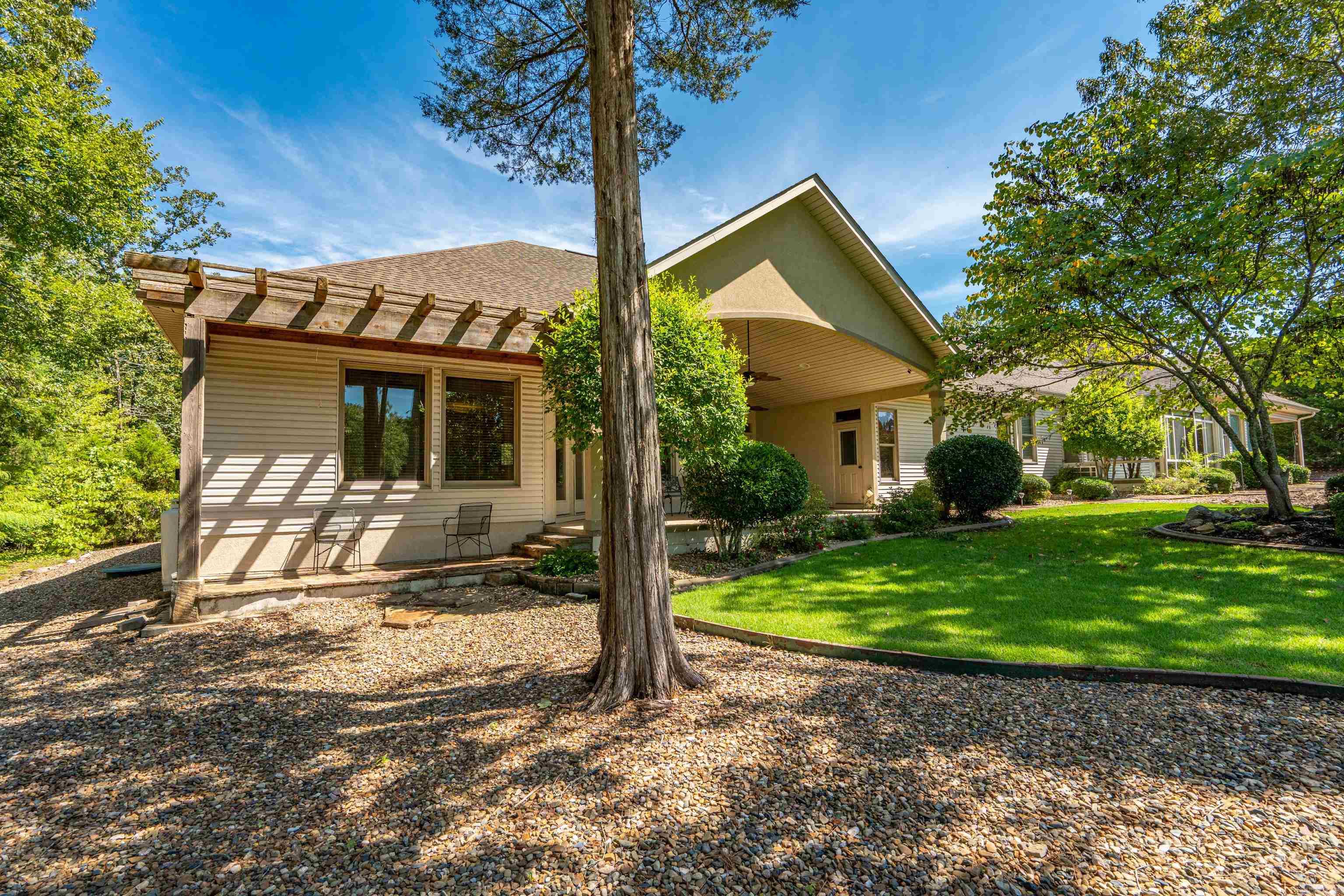 Isabella Courts - Residential