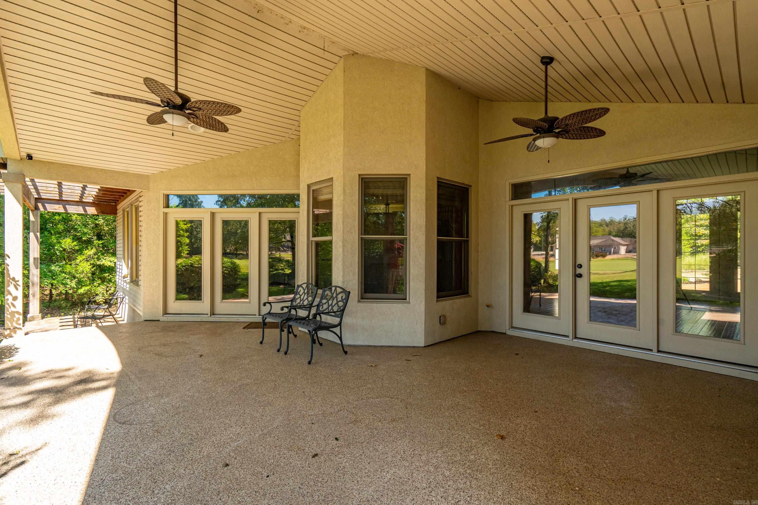 Isabella Courts - Residential