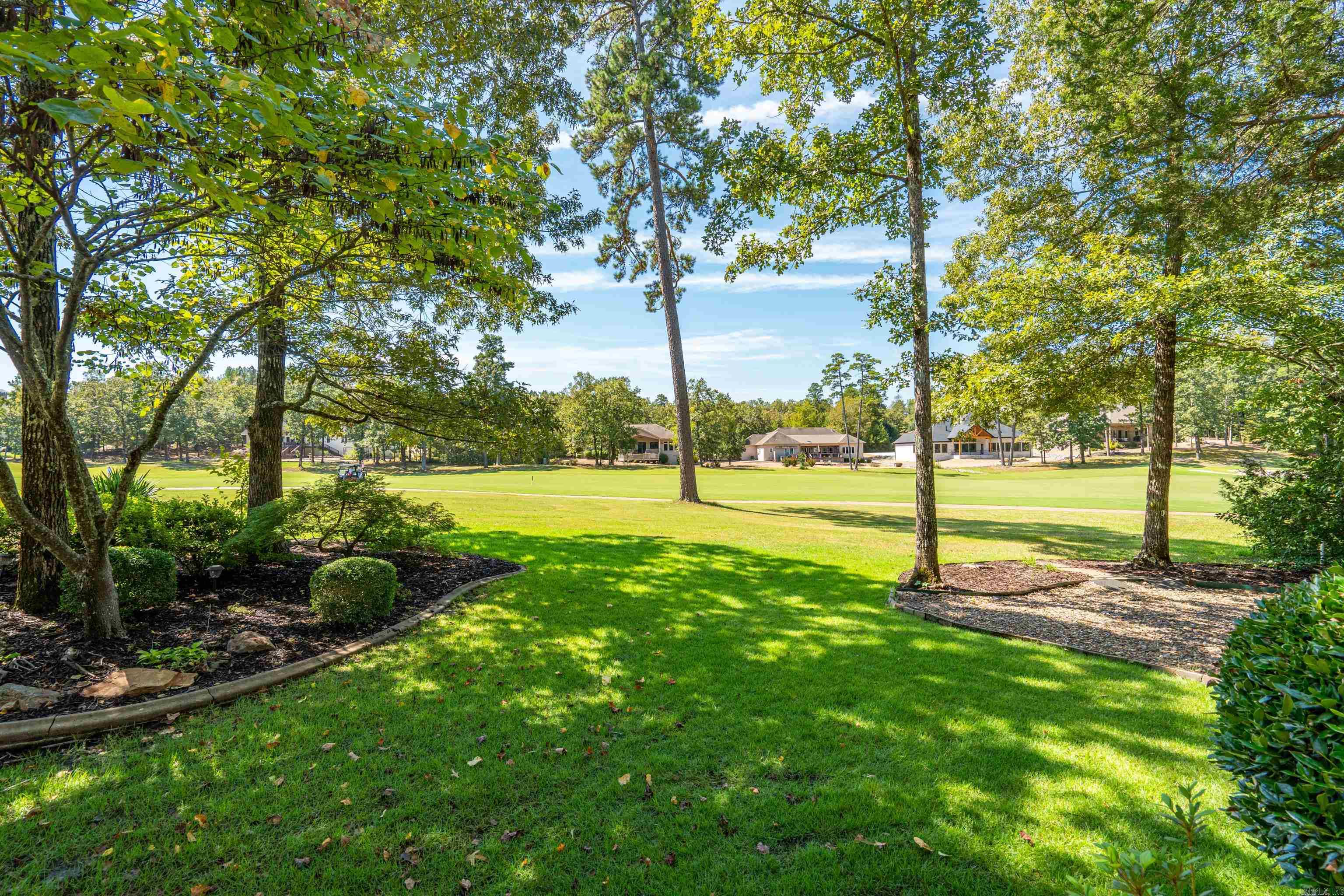 Isabella Courts - Residential