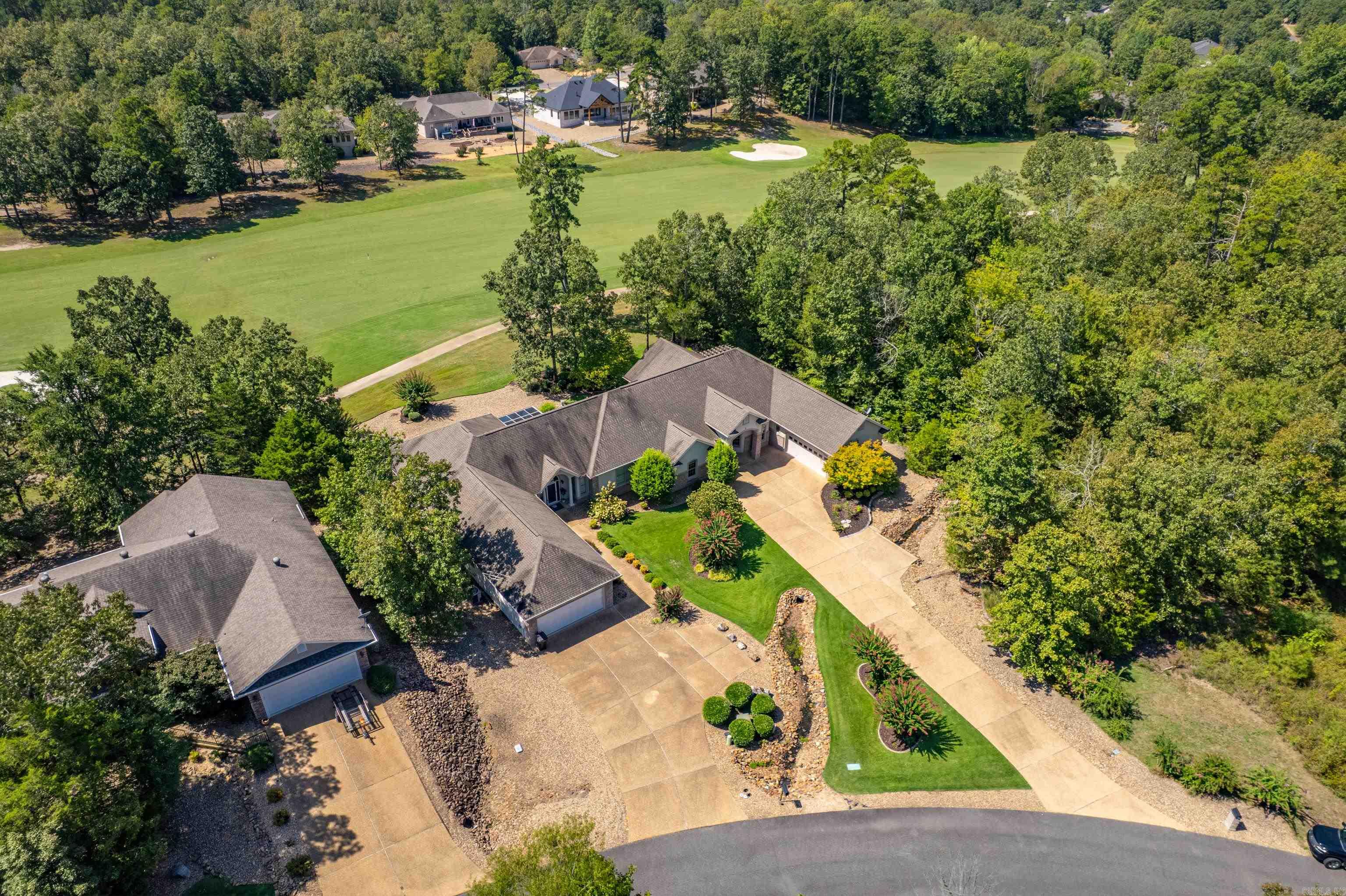 Isabella Courts - Residential