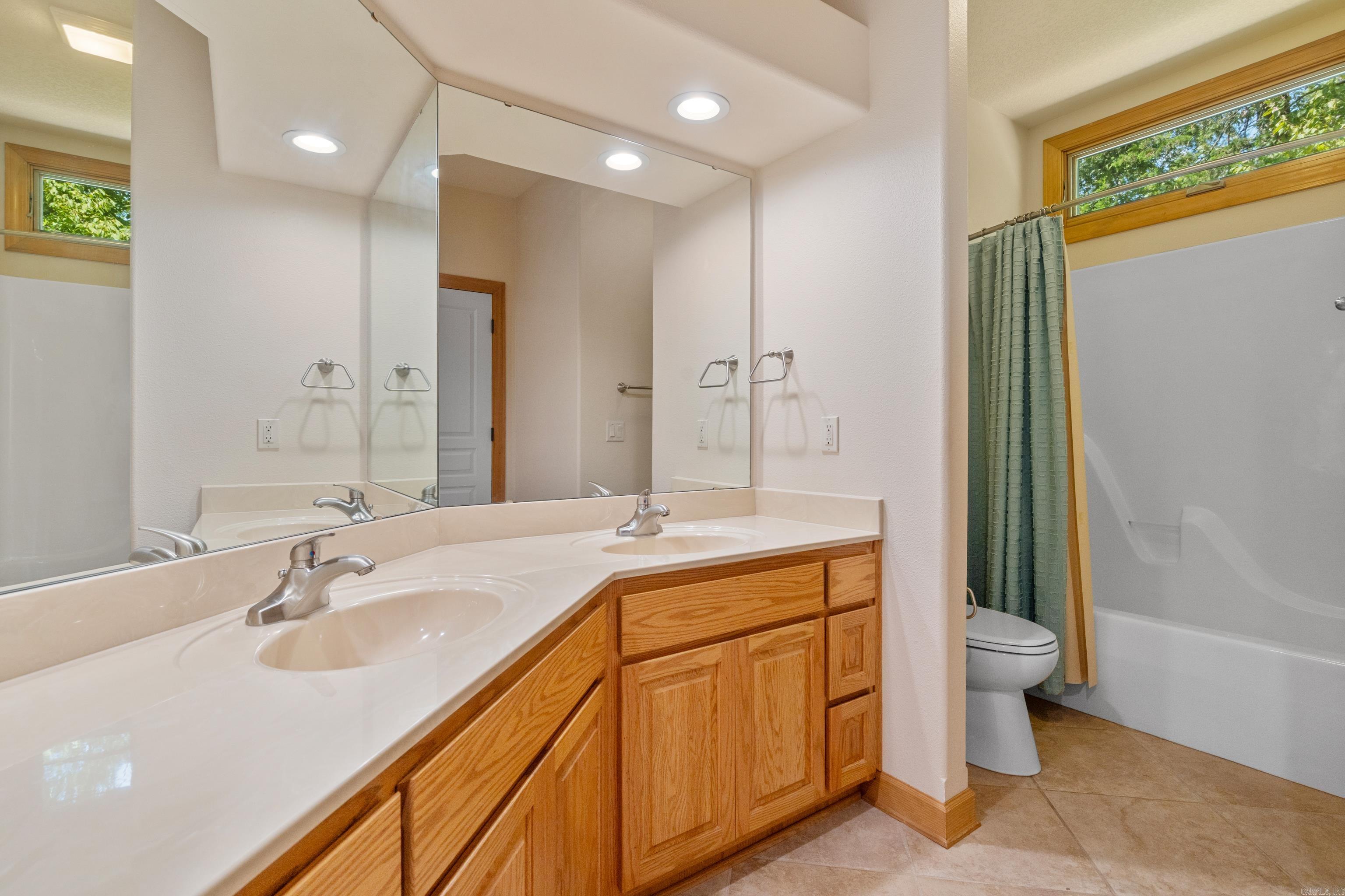 Isabella Courts - Residential