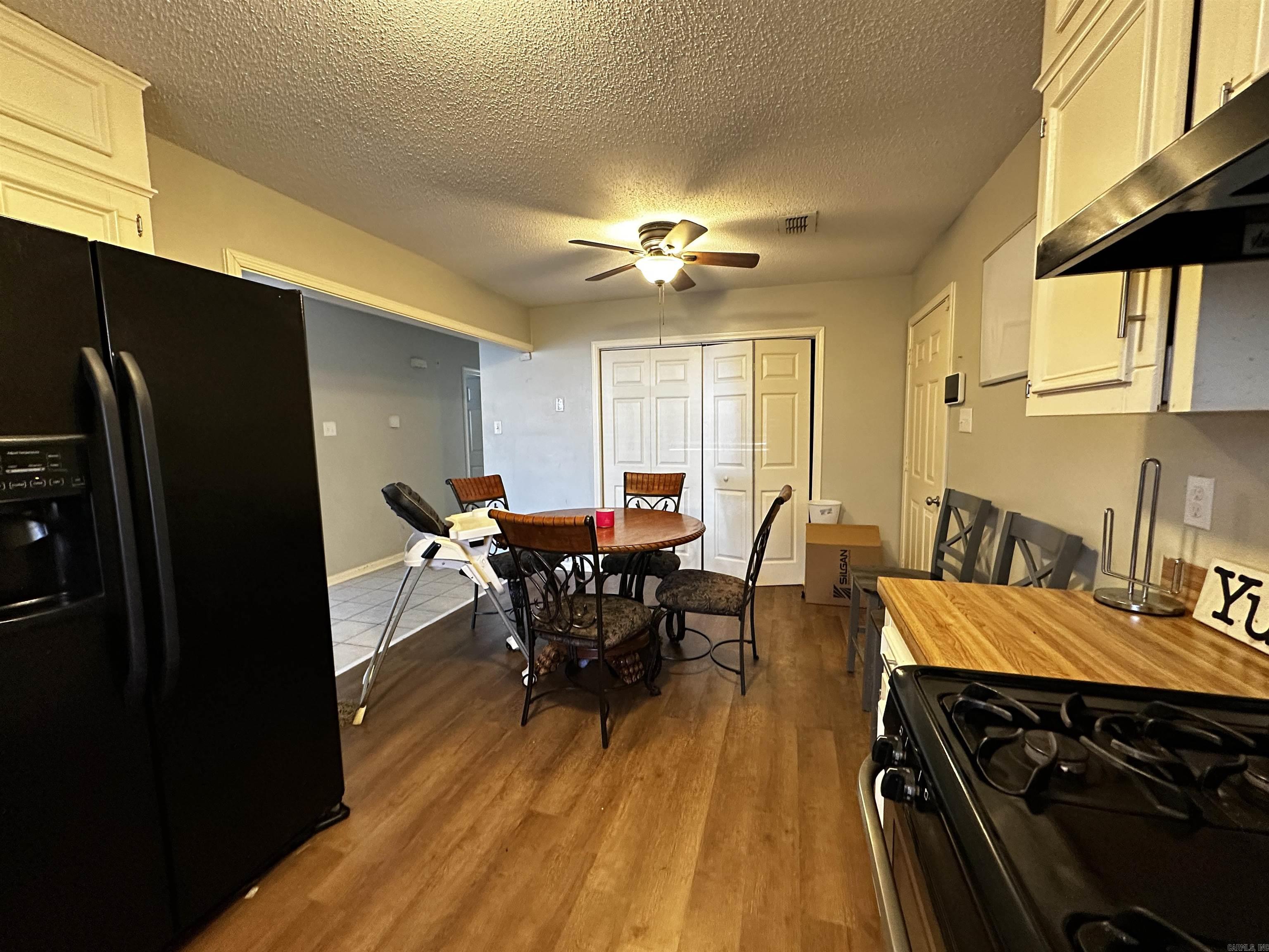 WOODBRIAR - Residential