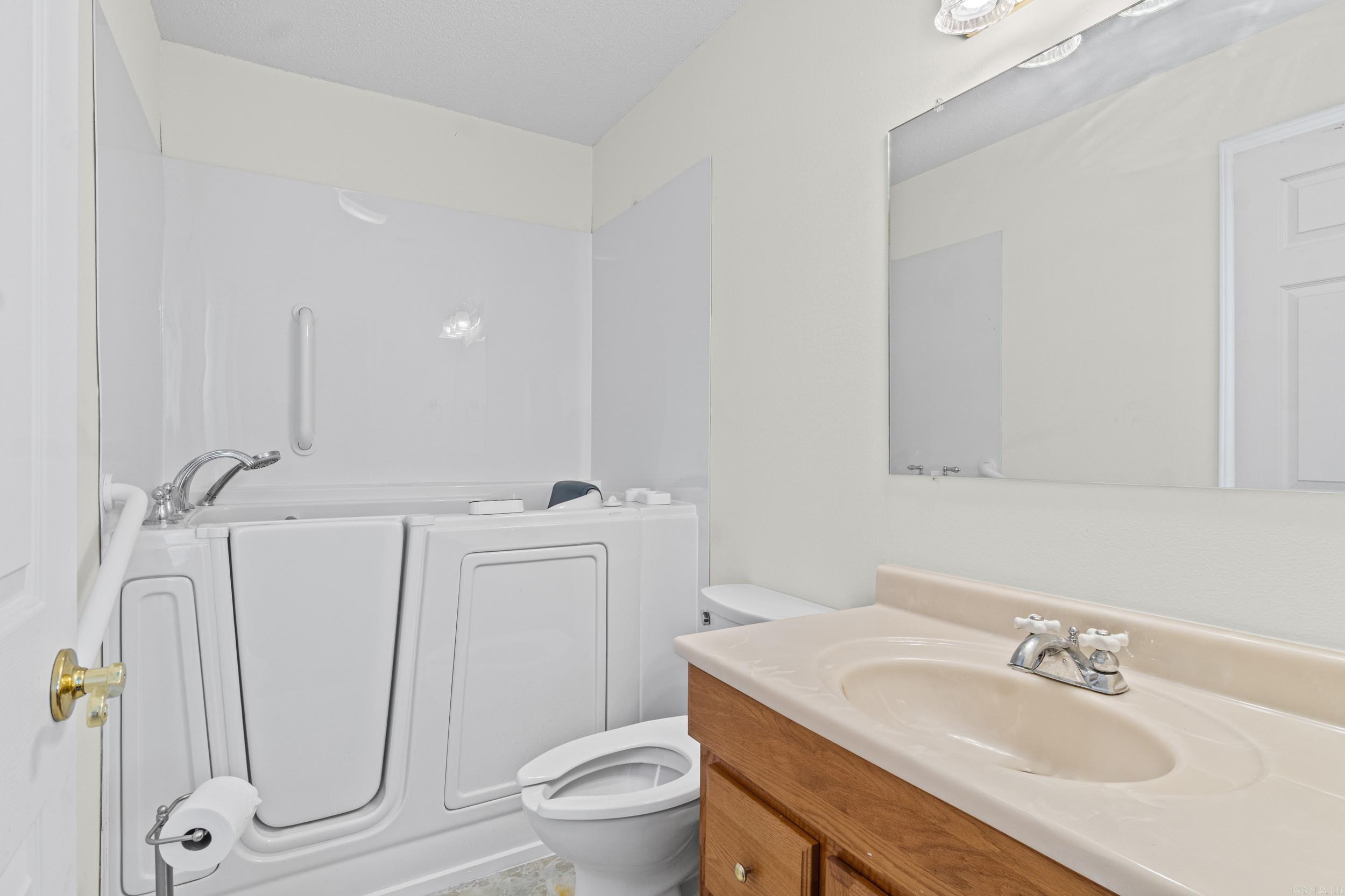 Hillcrest #2 - Residential