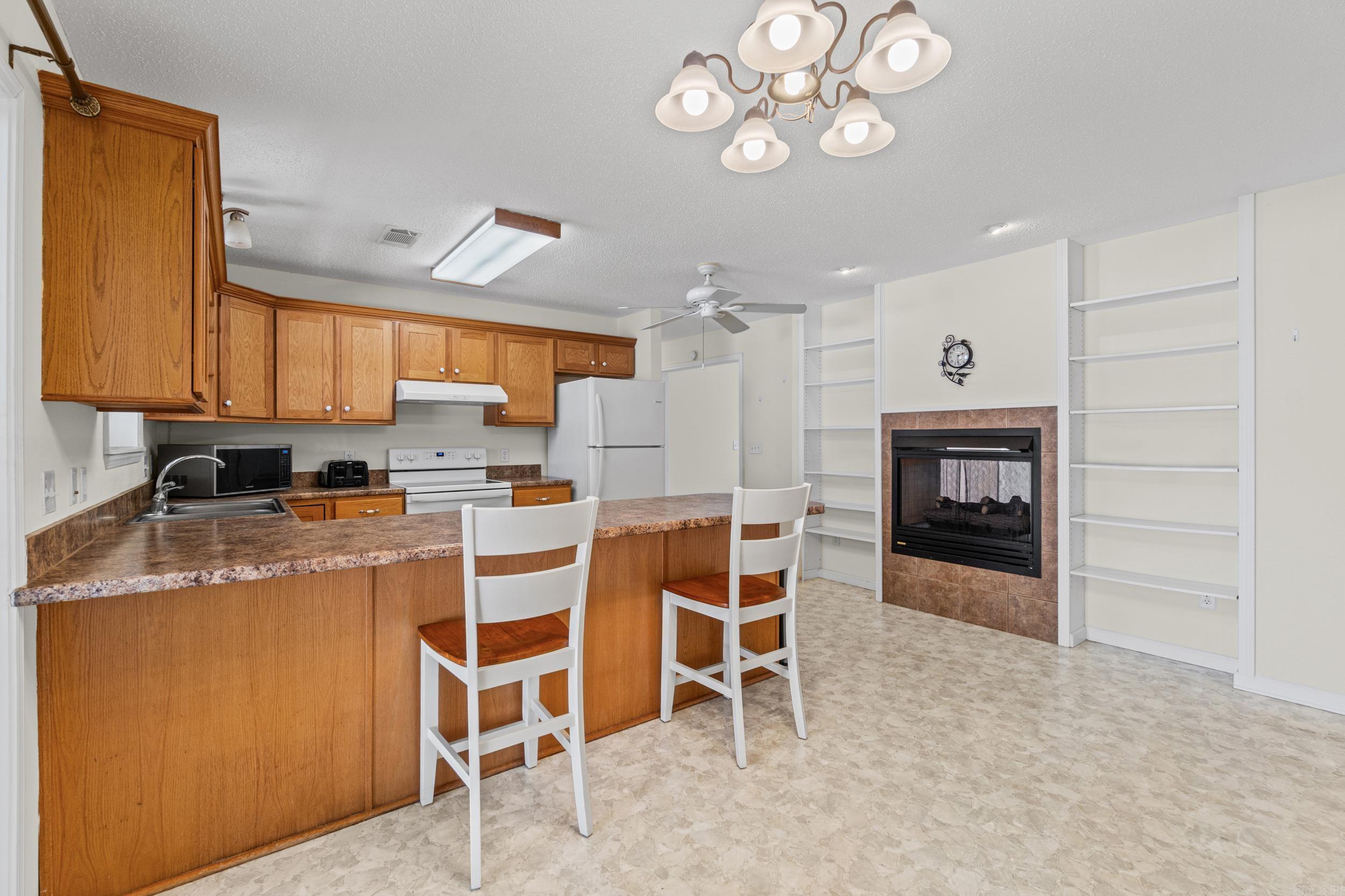 Hillcrest #2 - Residential