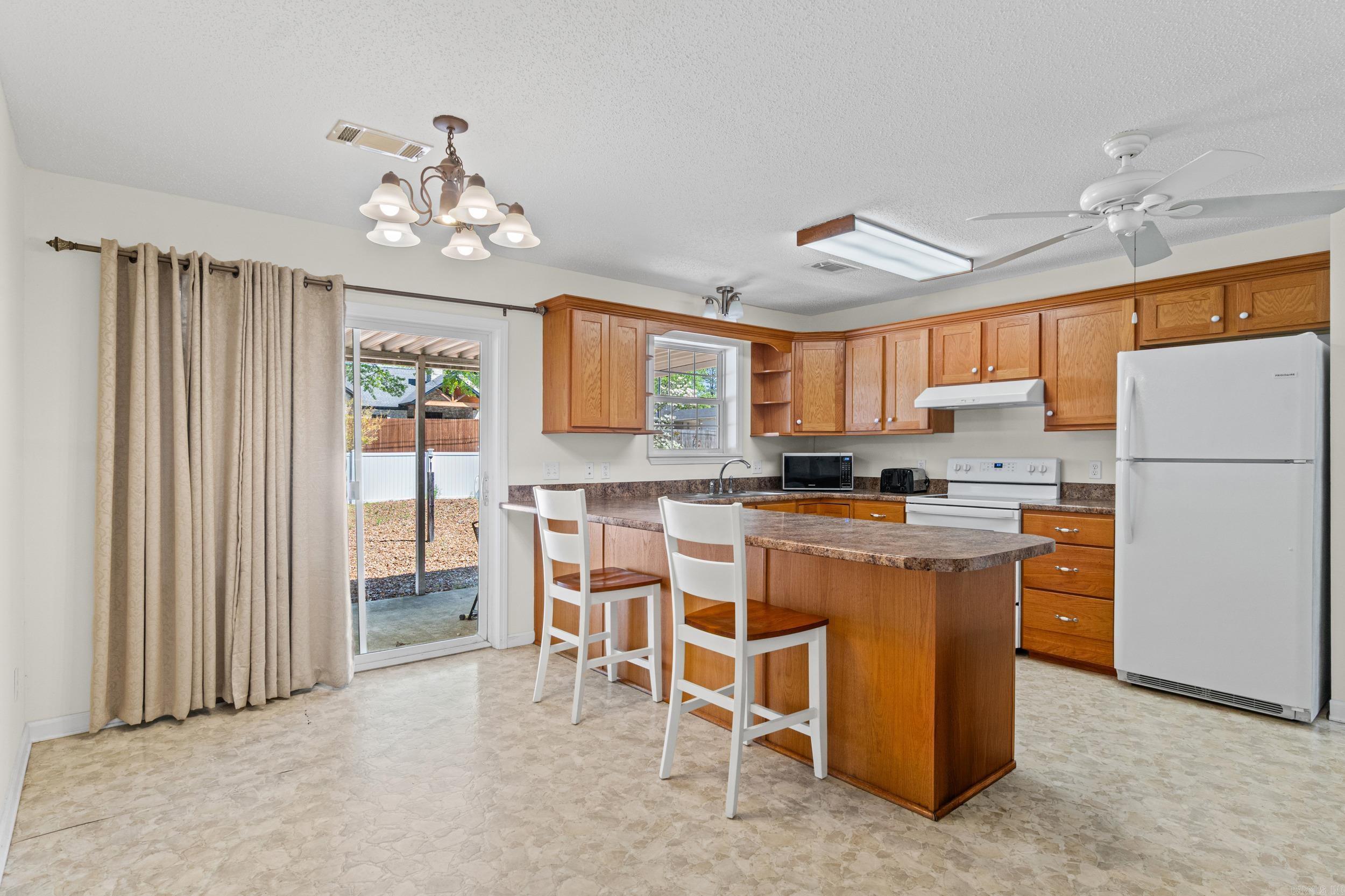 Hillcrest #2 - Residential