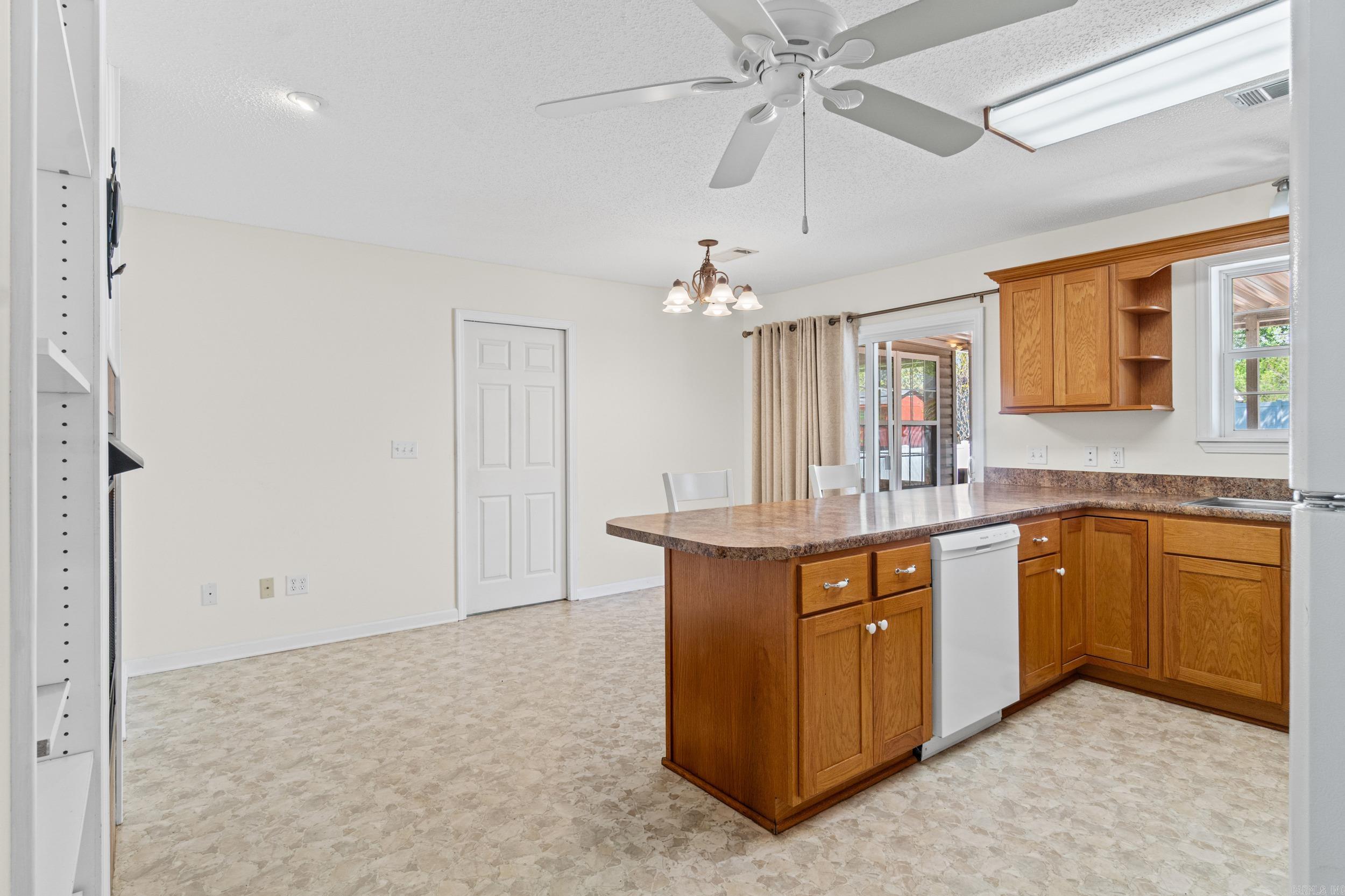 Hillcrest #2 - Residential