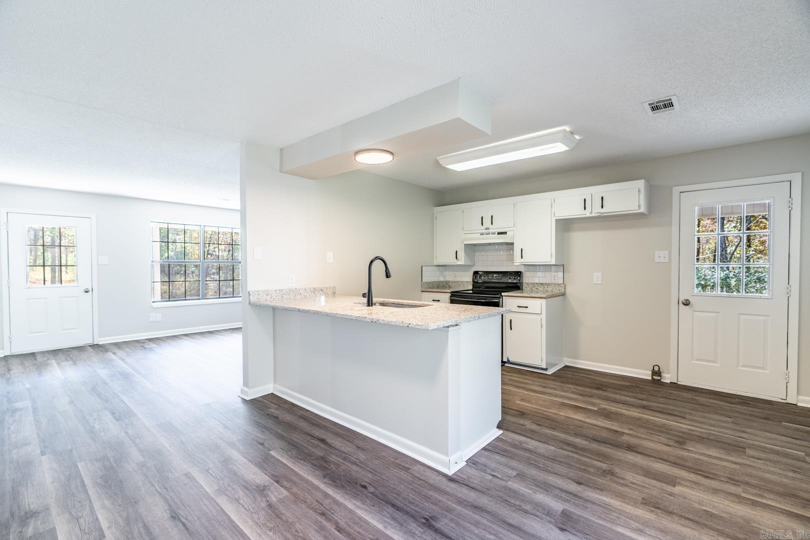 Diamondhead J - Residential