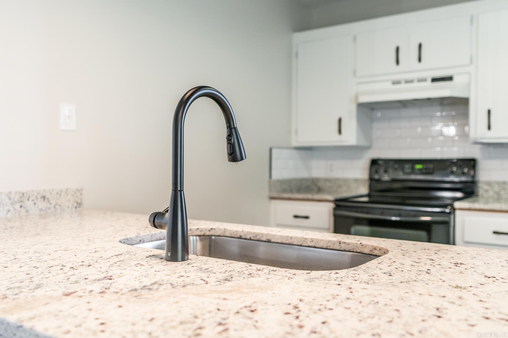 Diamondhead J - Residential