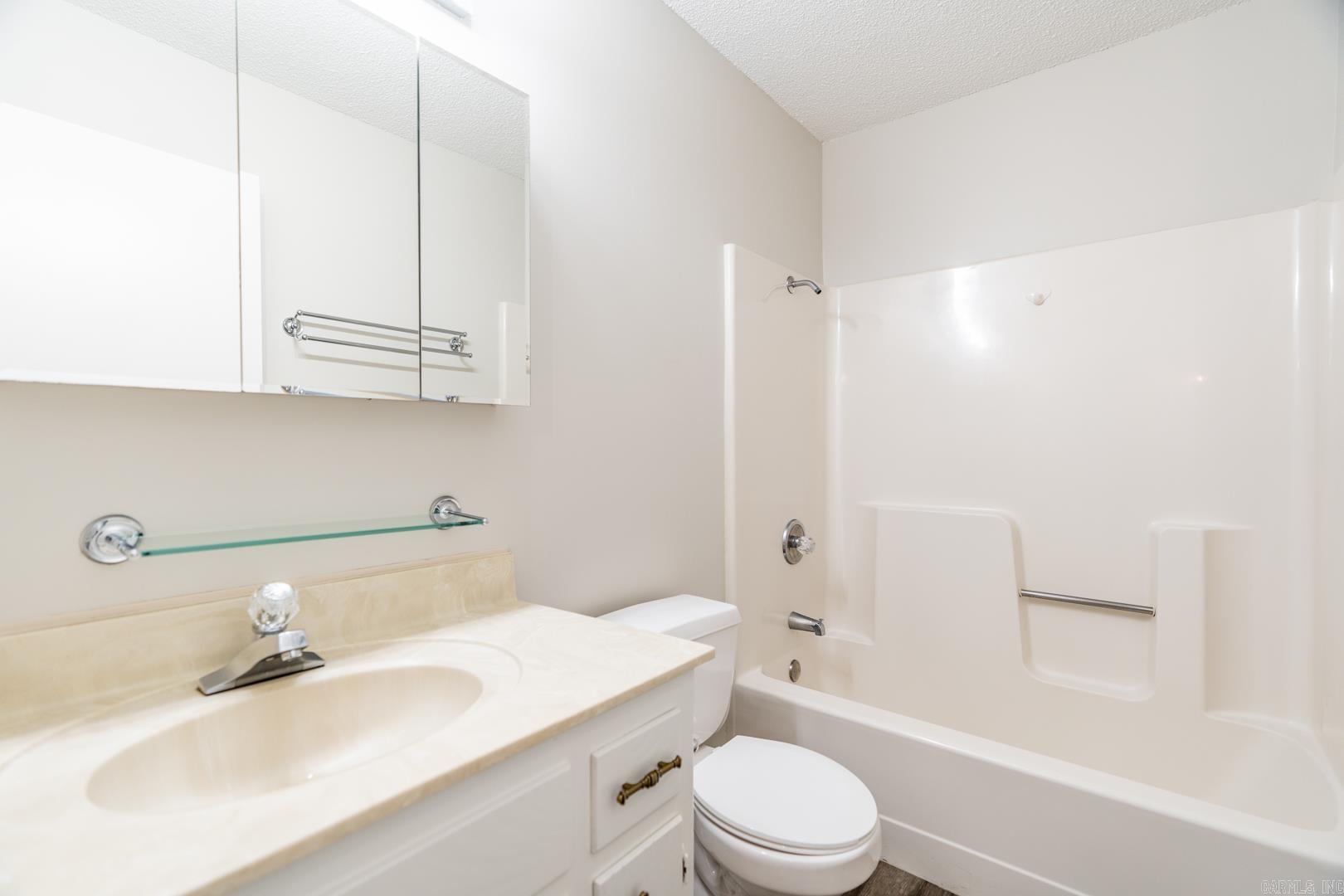 Diamondhead J - Residential