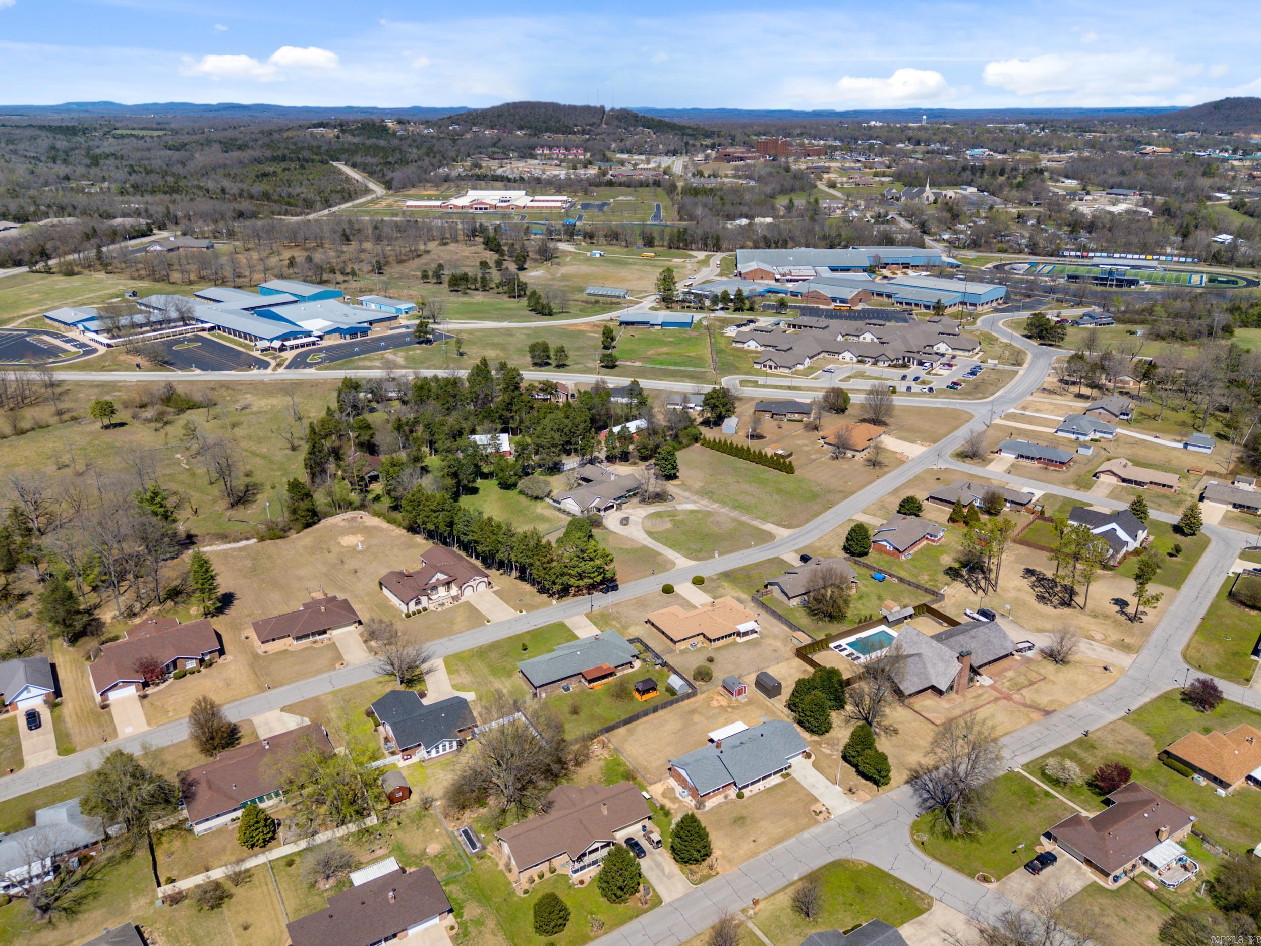 SOUTHERN MEADOWS ADD - Residential