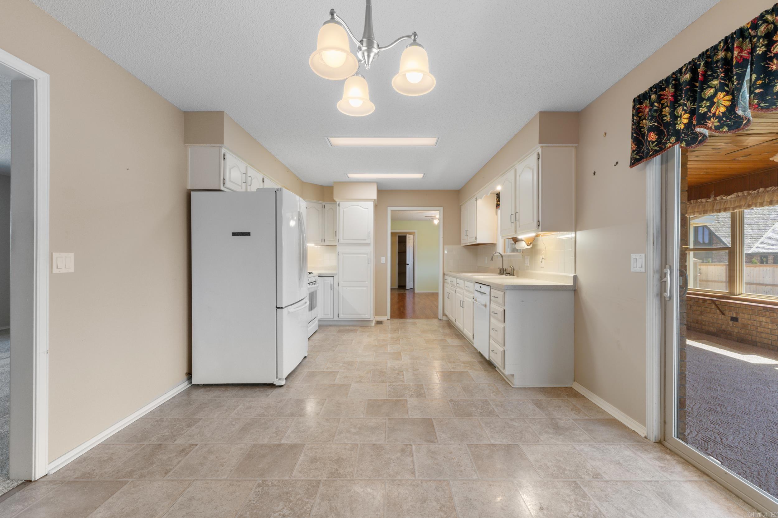 SOUTHERN MEADOWS ADD - Residential