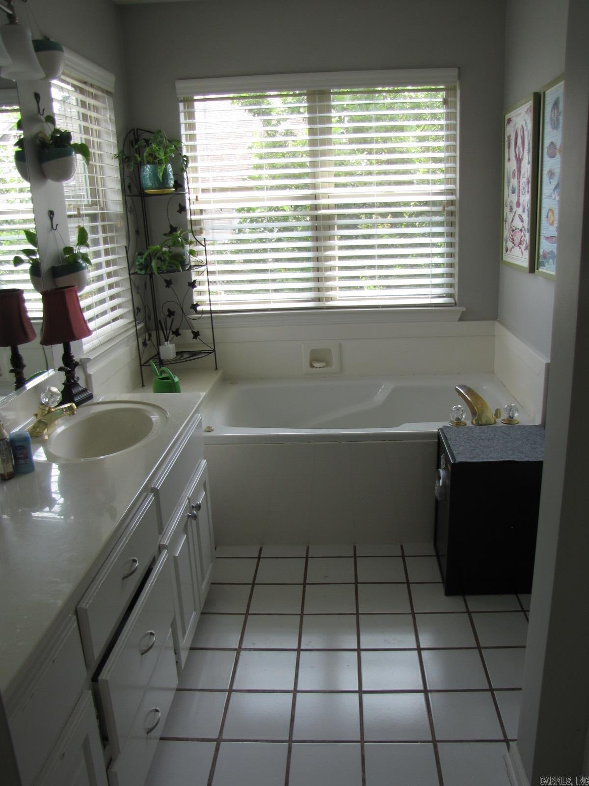 CHERRY CREEK ADDN - Residential
