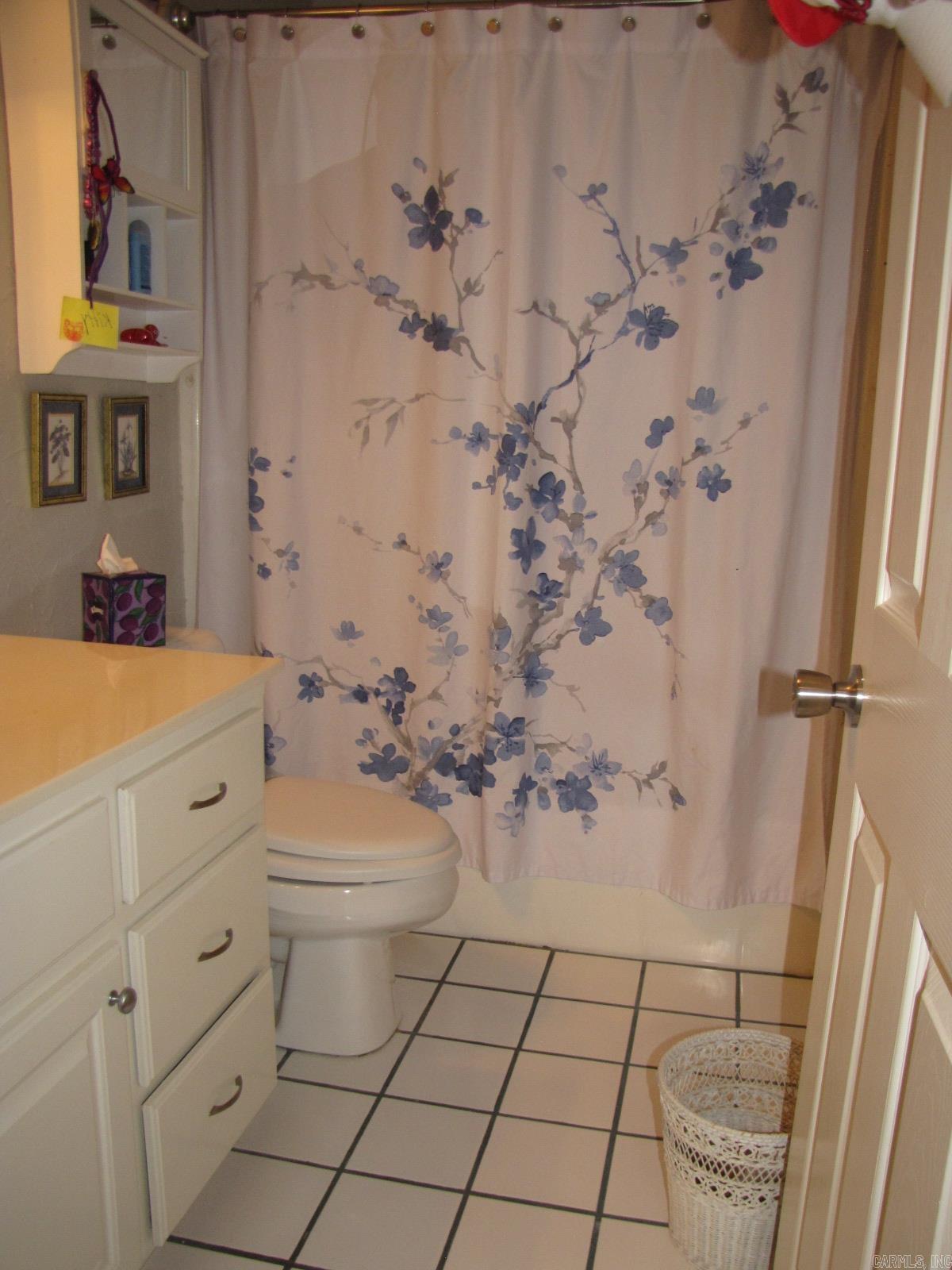 CHERRY CREEK ADDN - Residential