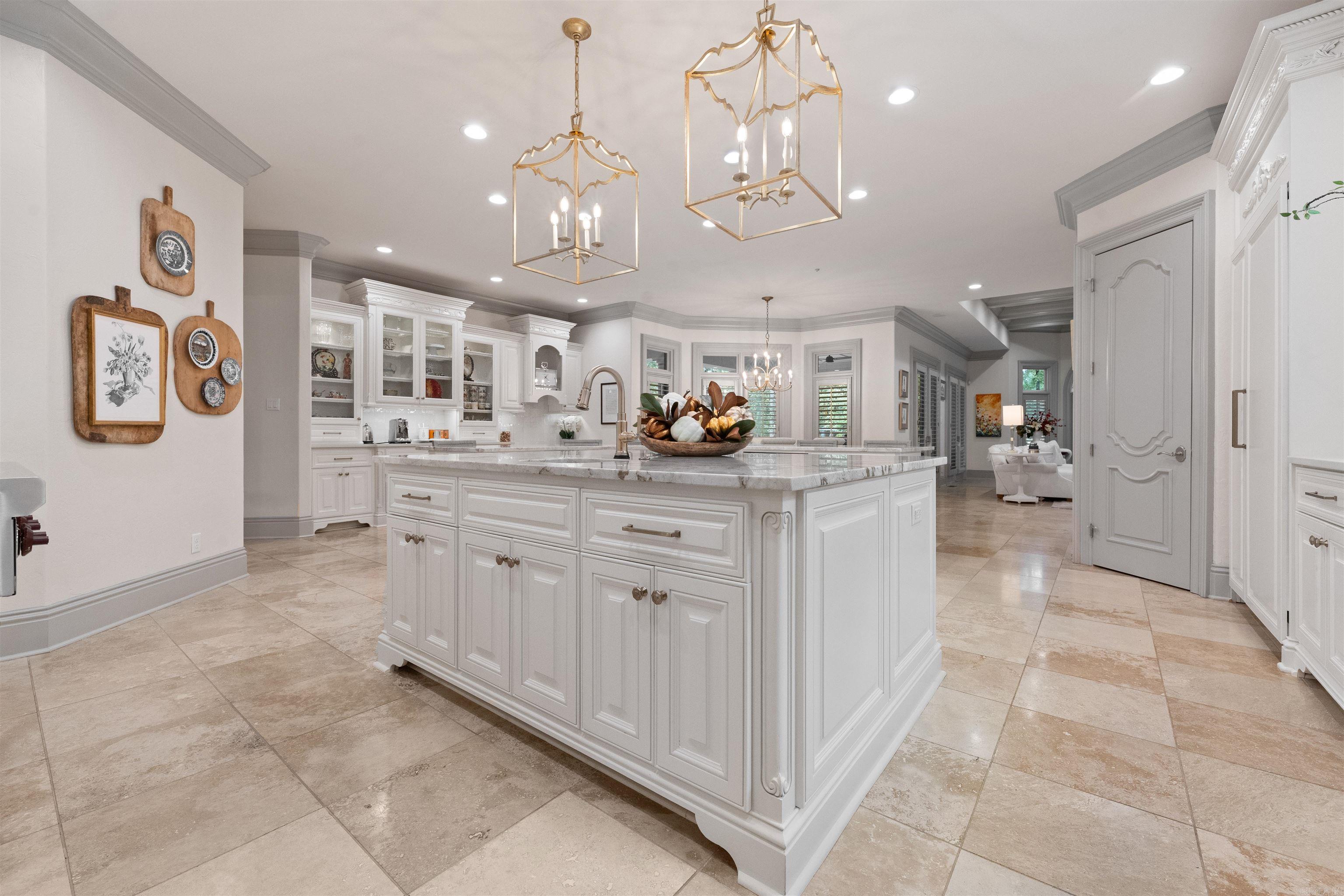 CHENAL VALLEY SOLOGNE CIRCLE - Residential