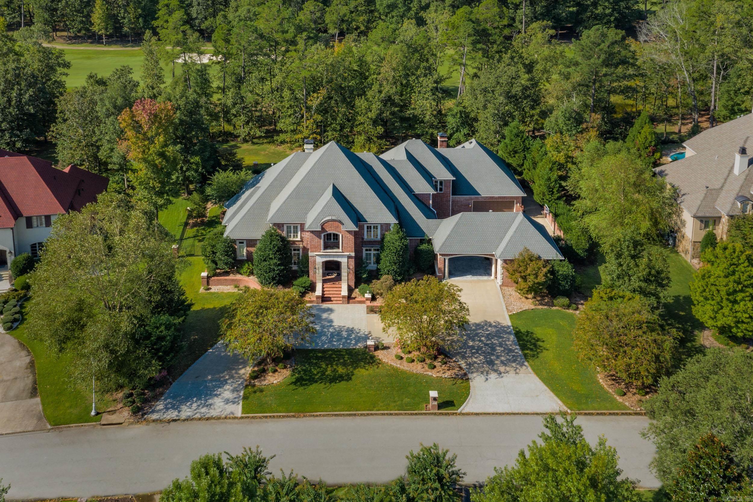 CHENAL VALLEY SOLOGNE CIRCLE - Residential