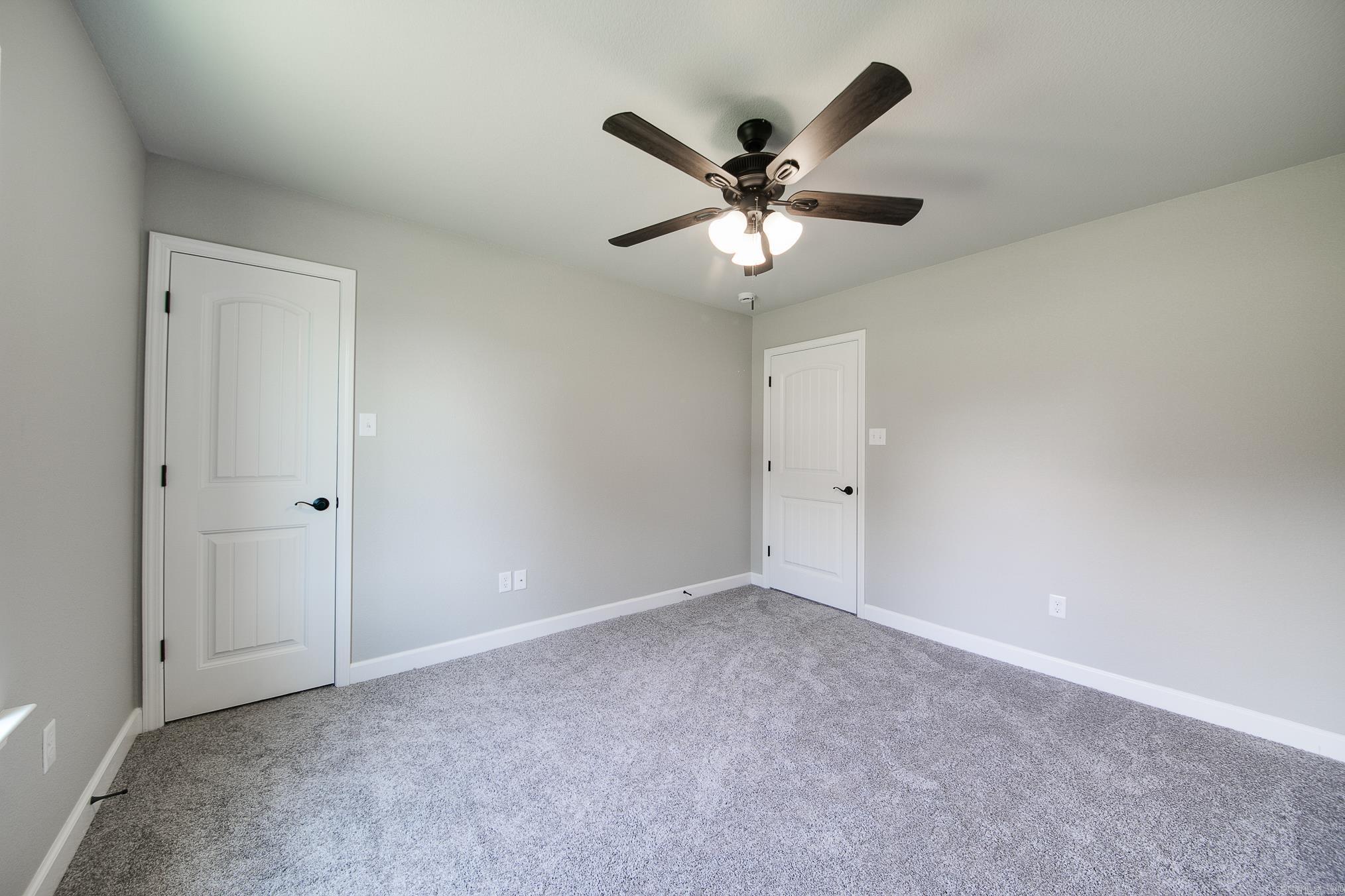 AUTUMN BROOKE - Residential