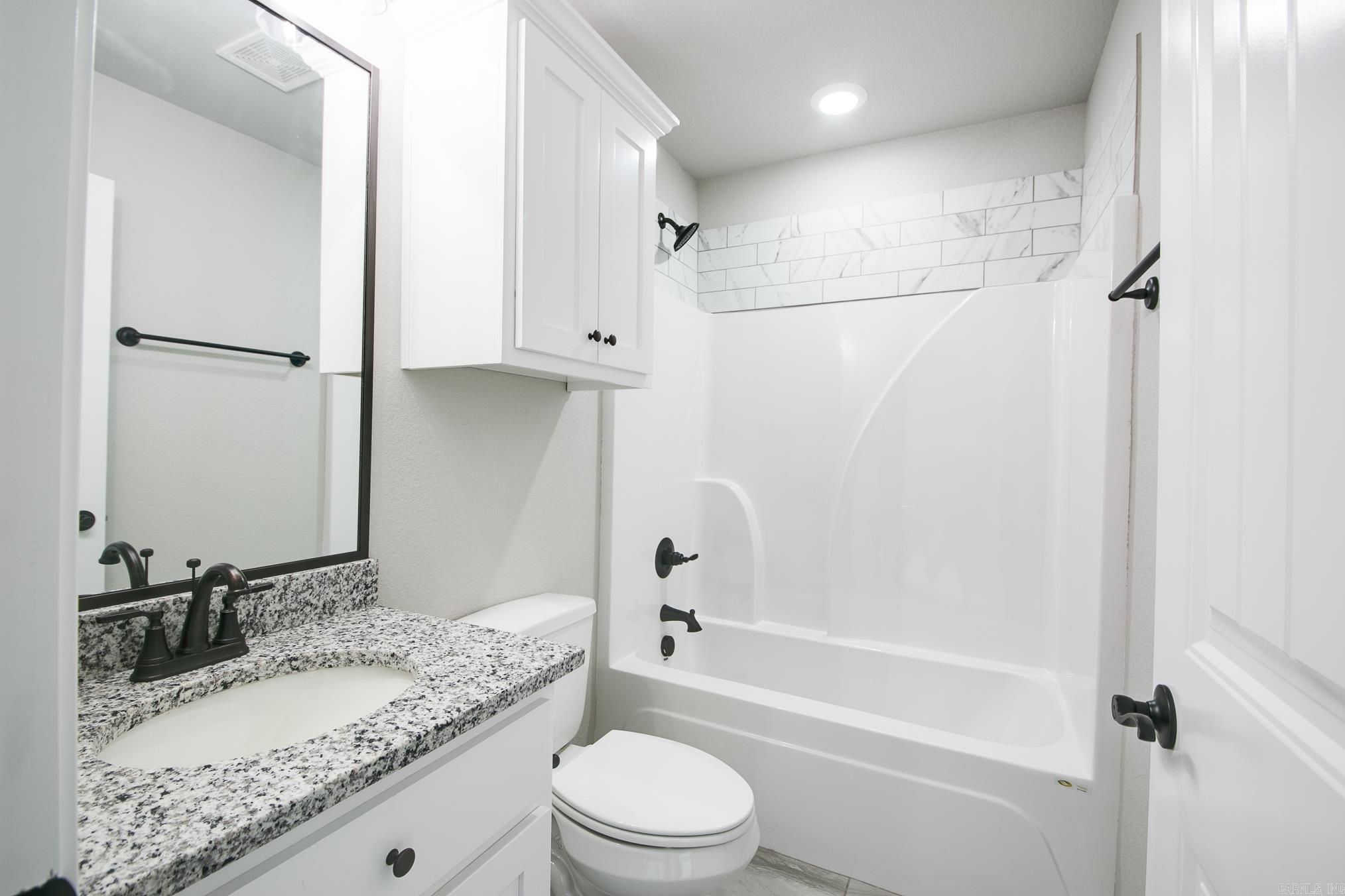 AUTUMN BROOKE - Residential