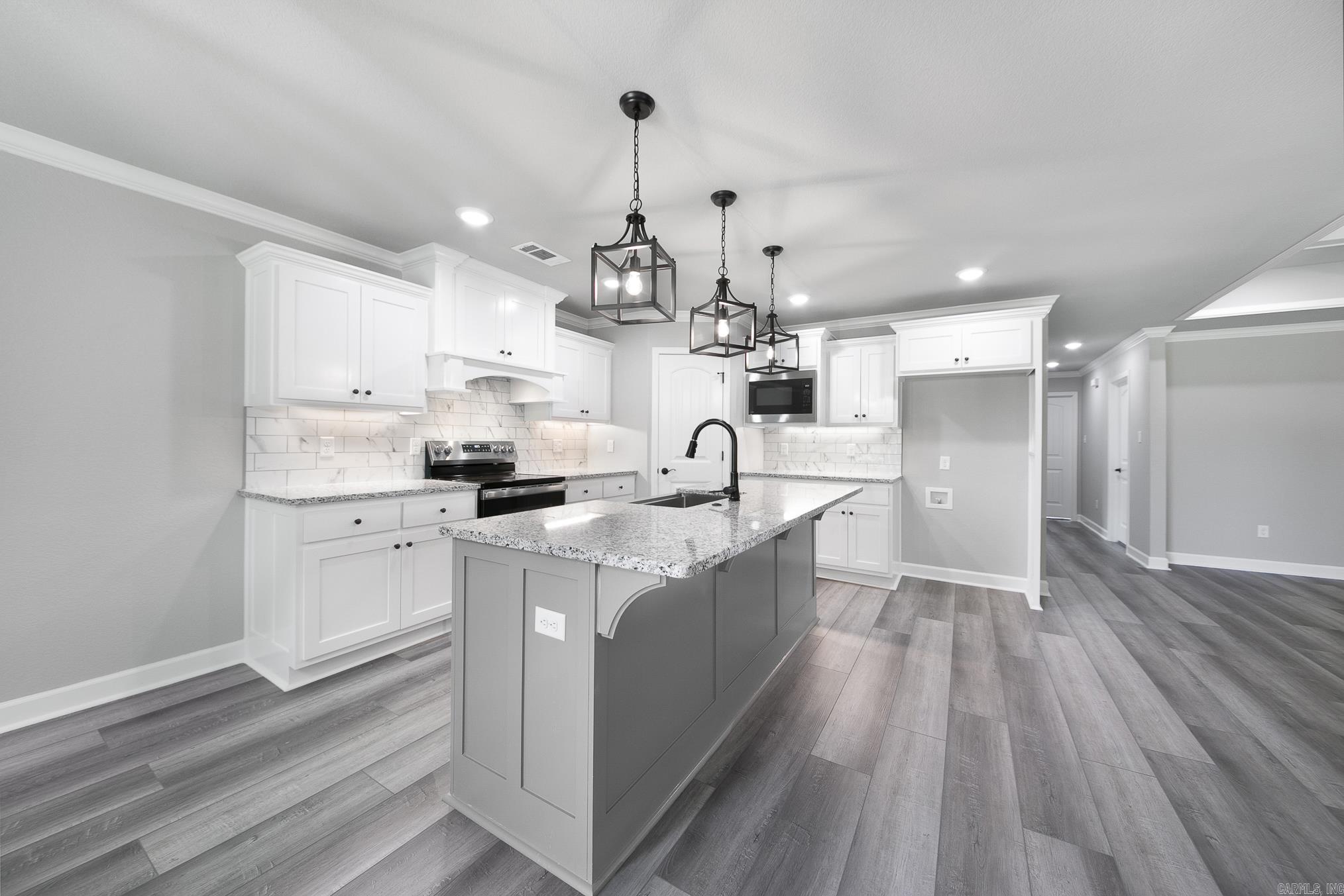 AUTUMN BROOKE - Residential