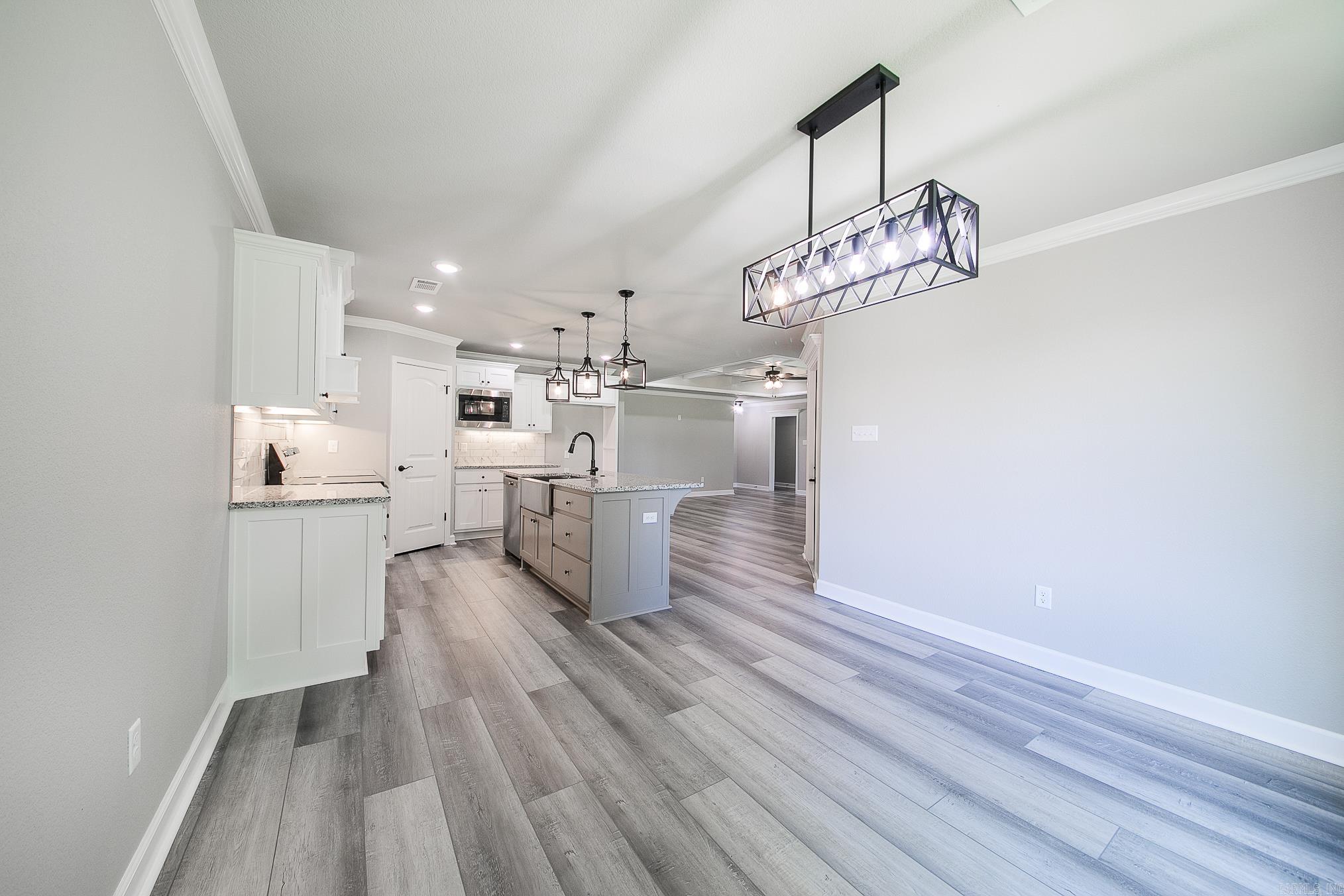 AUTUMN BROOKE - Residential