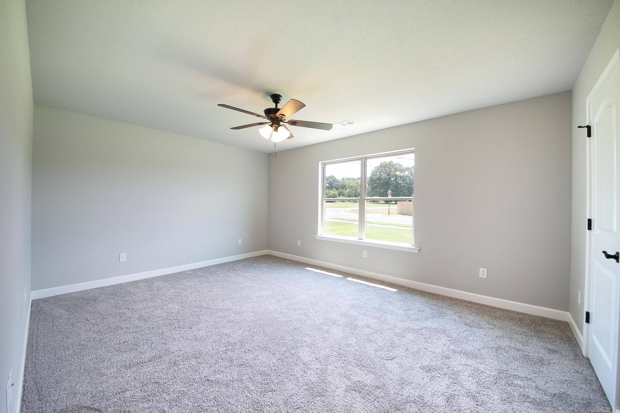 AUTUMN BROOKE - Residential