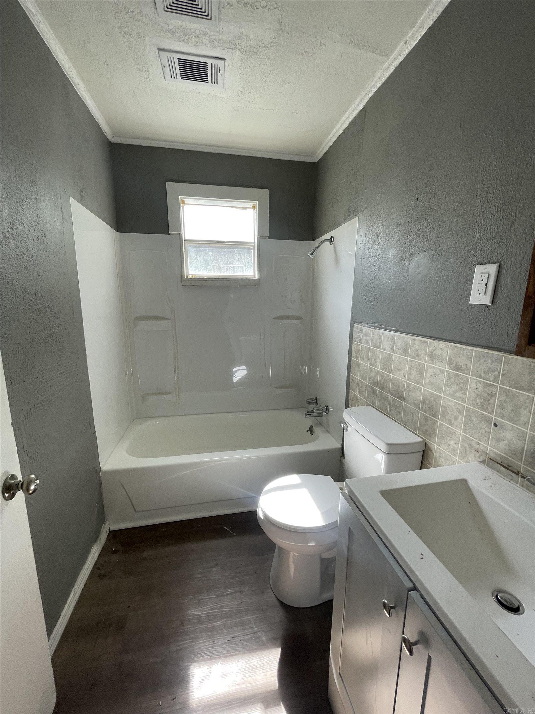 Tannehill & Owen - Residential Lease