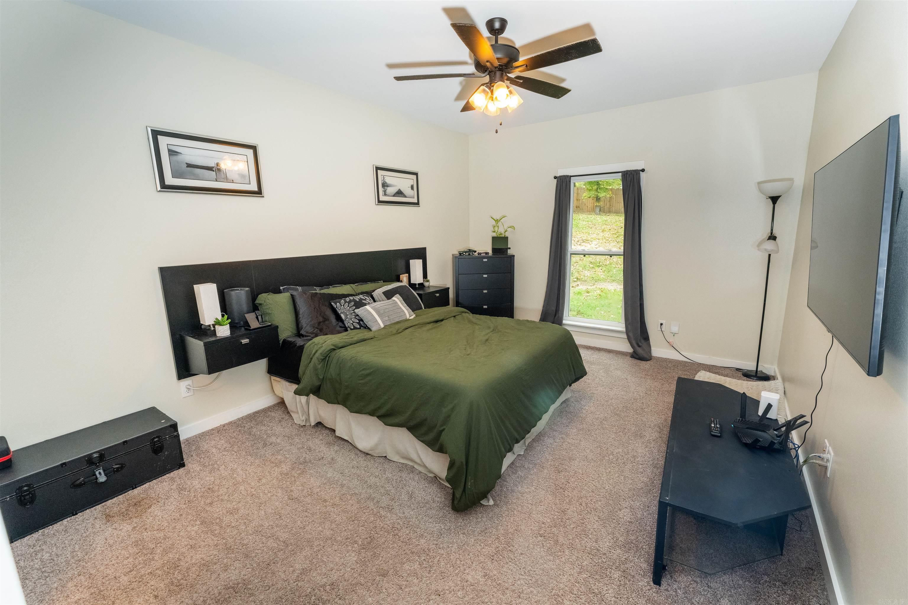 DIAMONDHEAD J - Residential