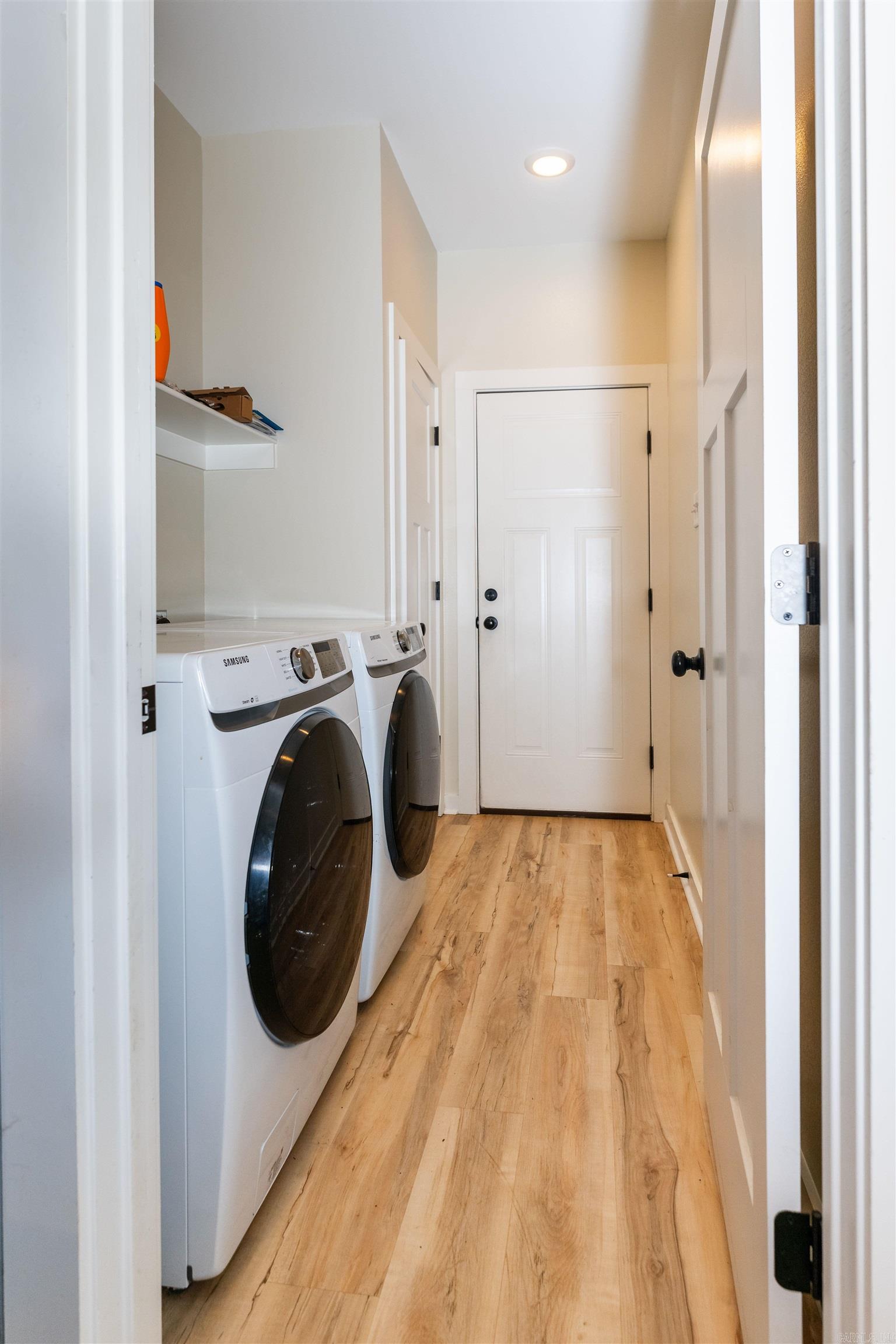 DIAMONDHEAD J - Residential