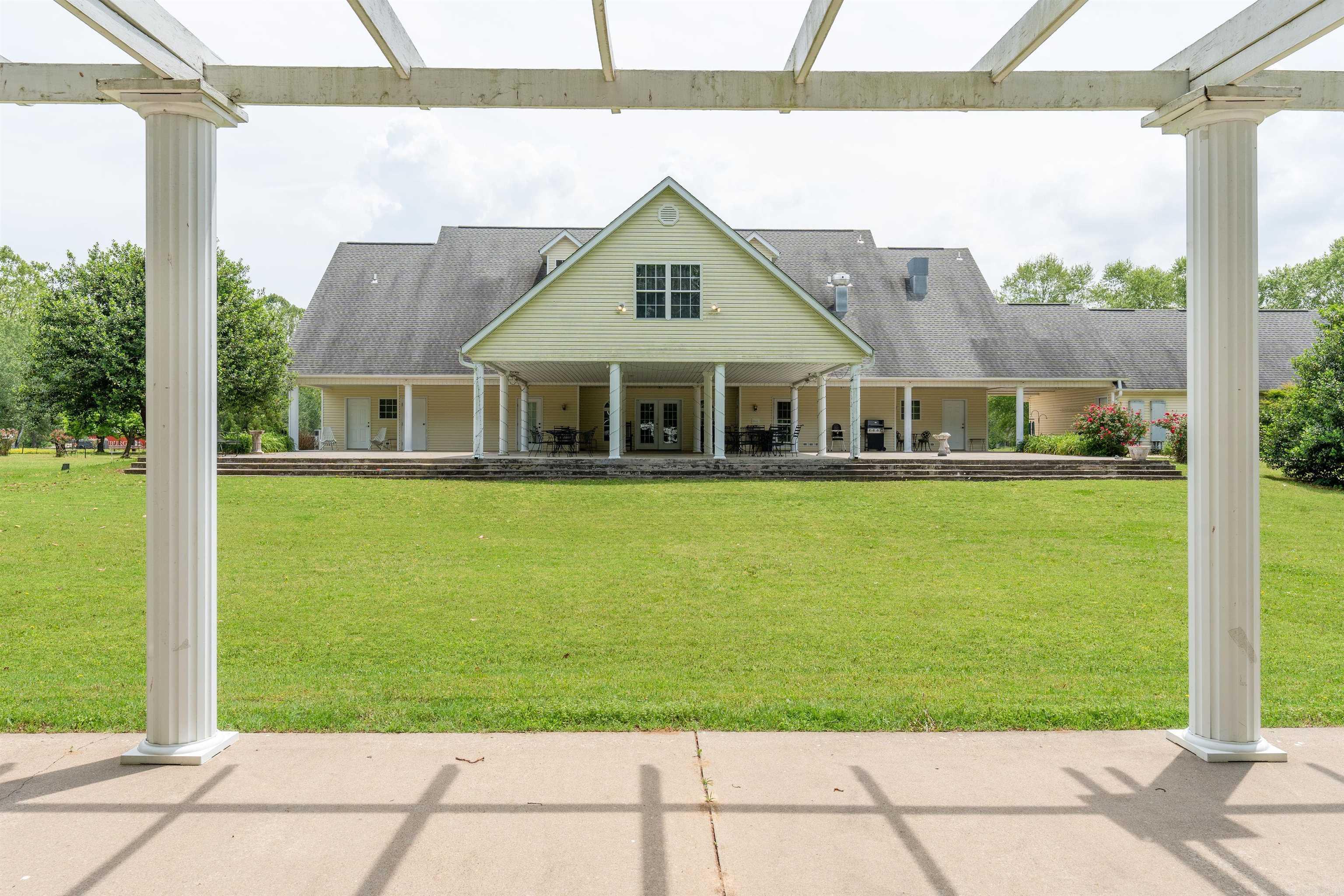 Metes & Bounds - Commercial Sale