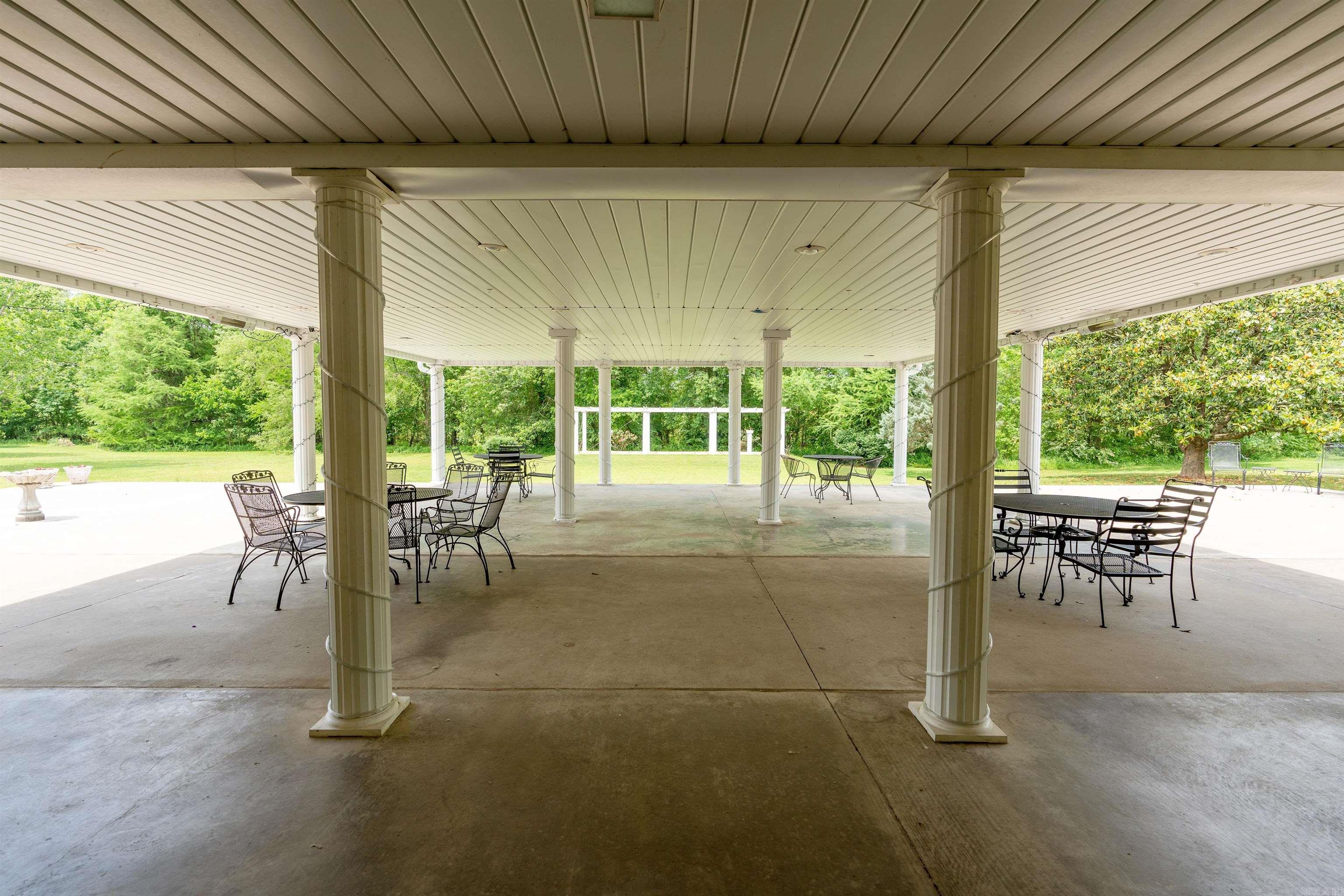 Metes & Bounds - Commercial Sale