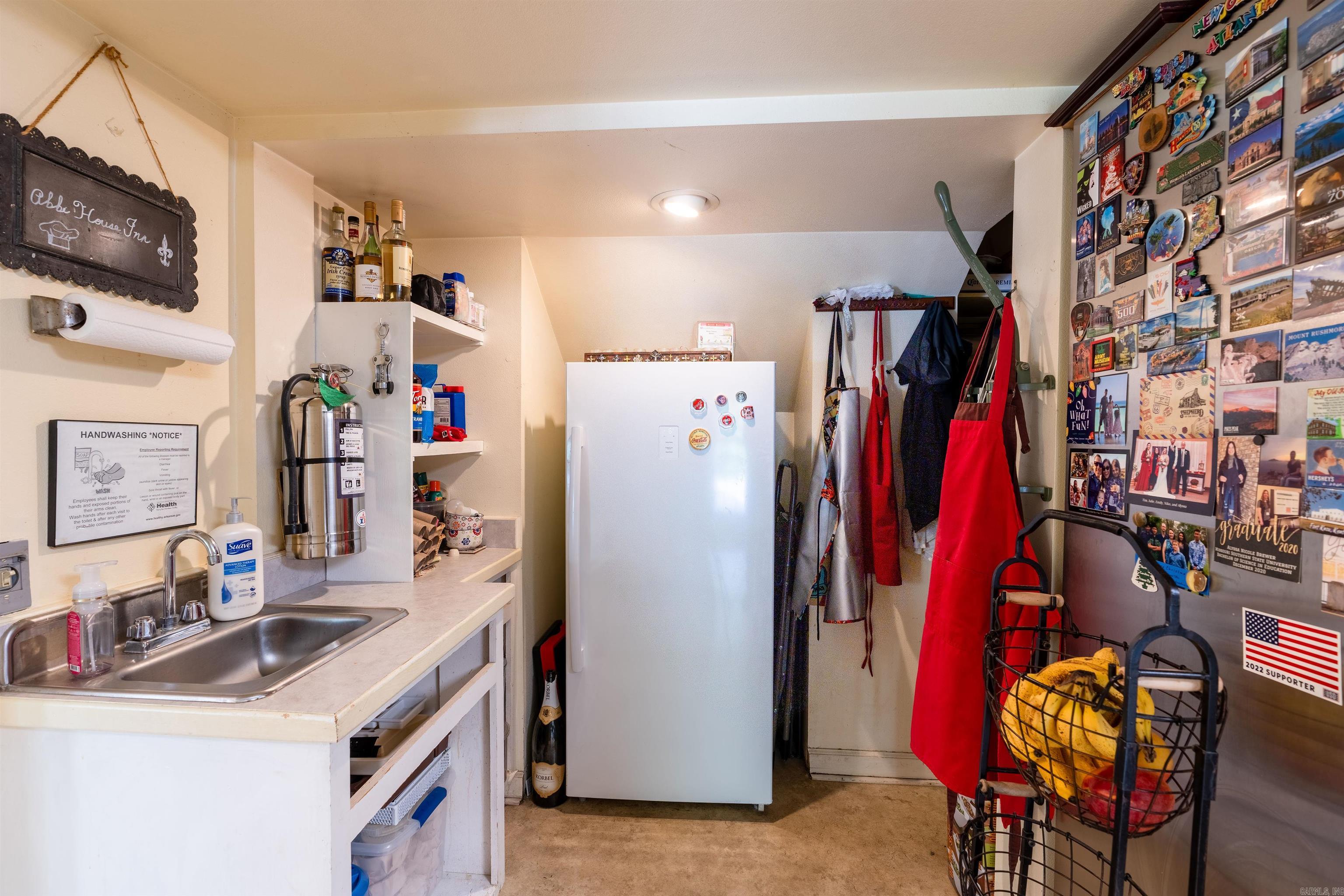 Metes & Bounds - Commercial Sale