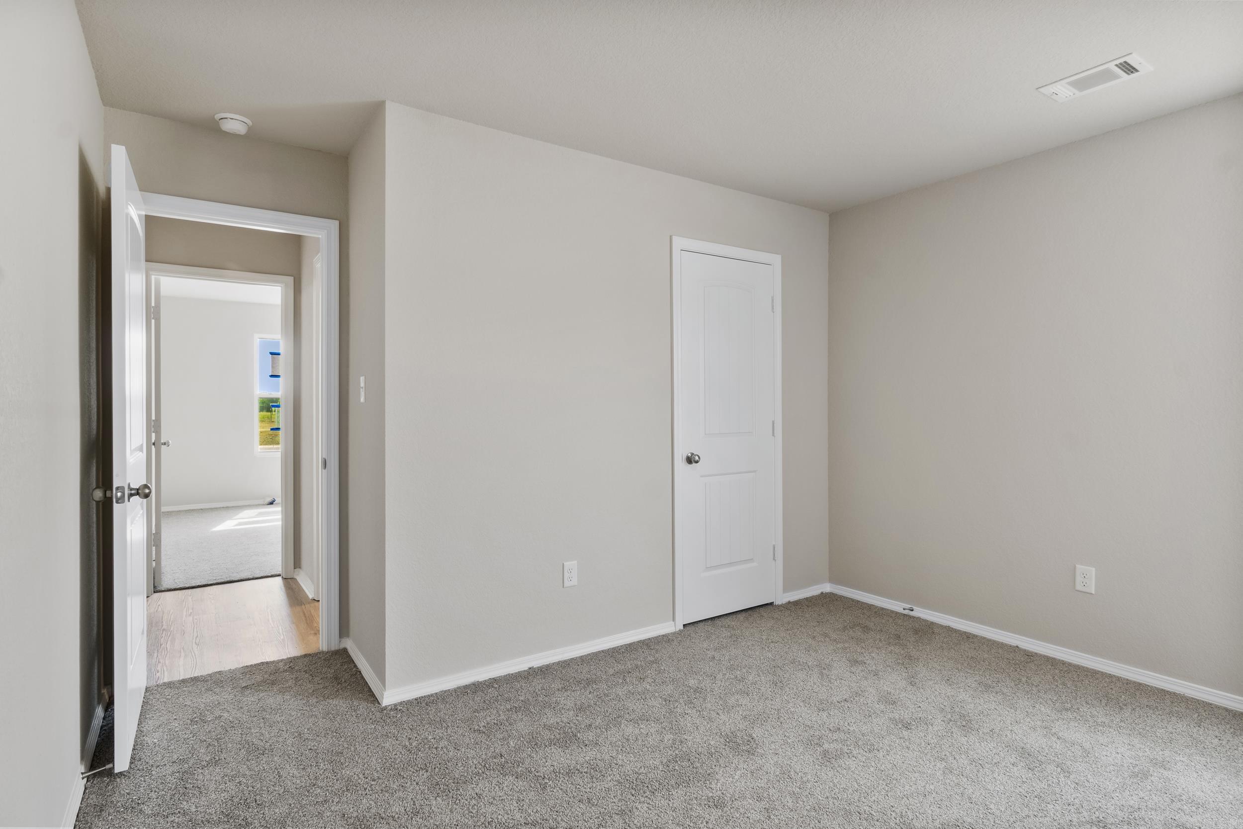 HILL FARM - Residential