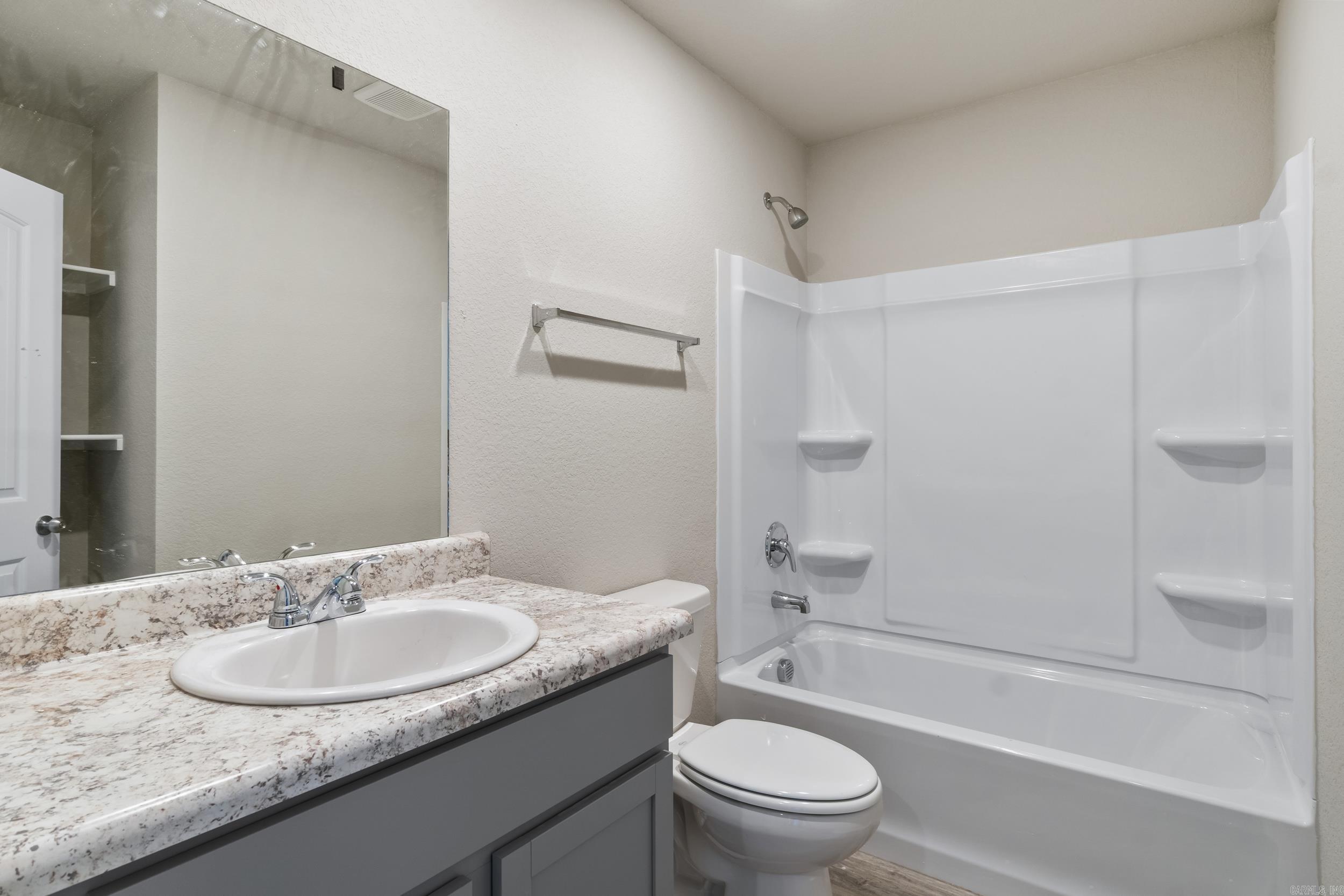 HILL FARM - Residential