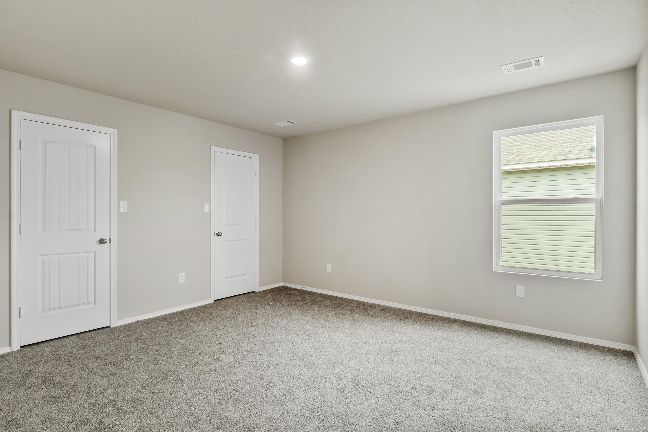 HILL FARM - Residential