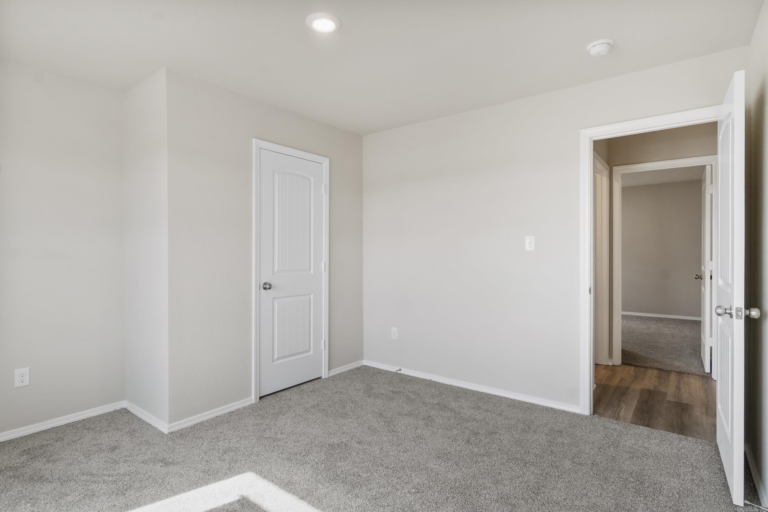 HILL FARM - Residential