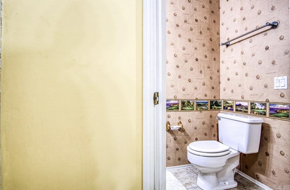 La Coruna Courts #3 - Residential