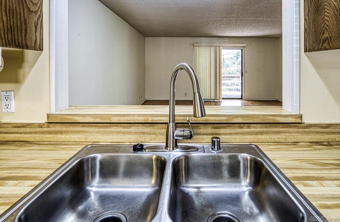 La Coruna Courts #3 - Residential