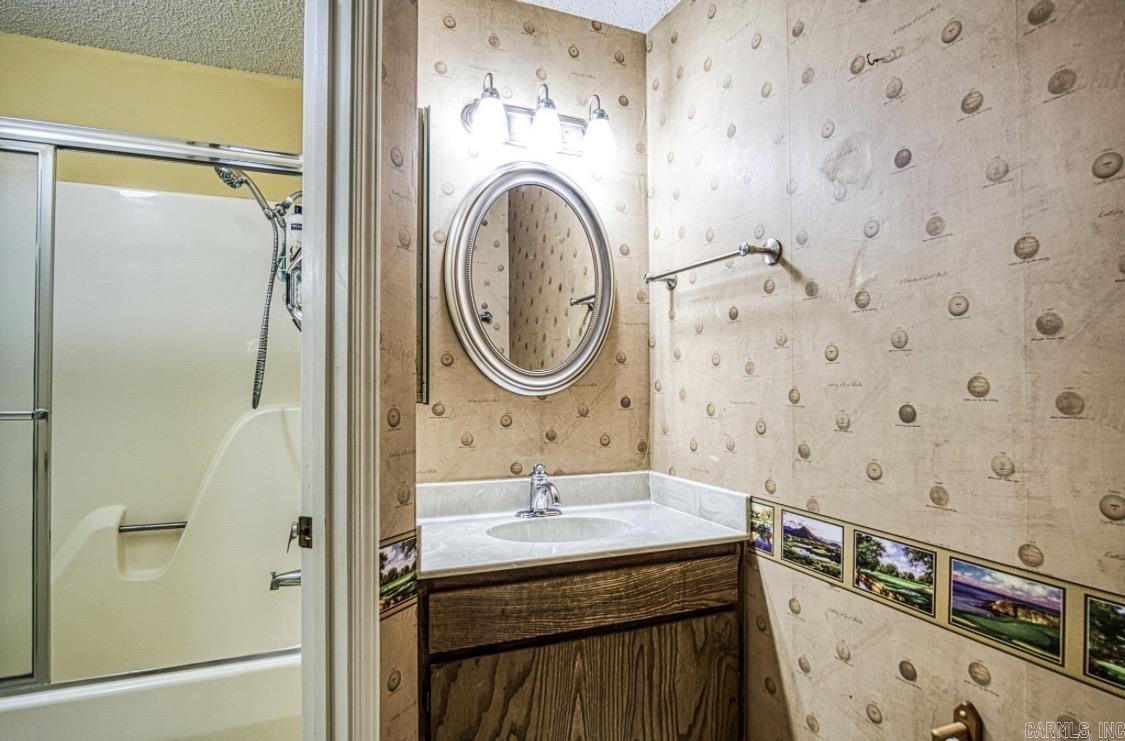 La Coruna Courts #3 - Residential