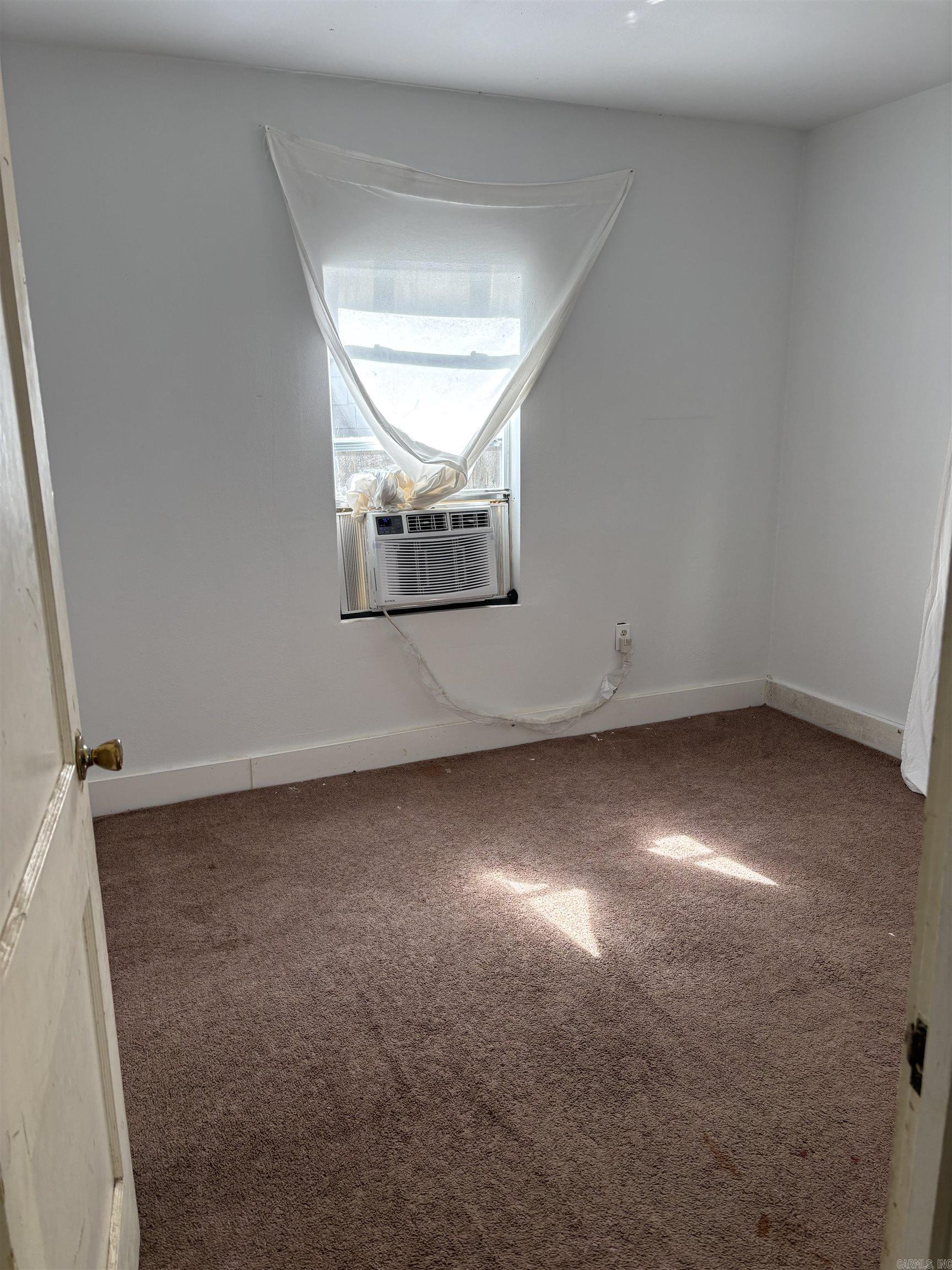 LONGINO & GOODE - Residential