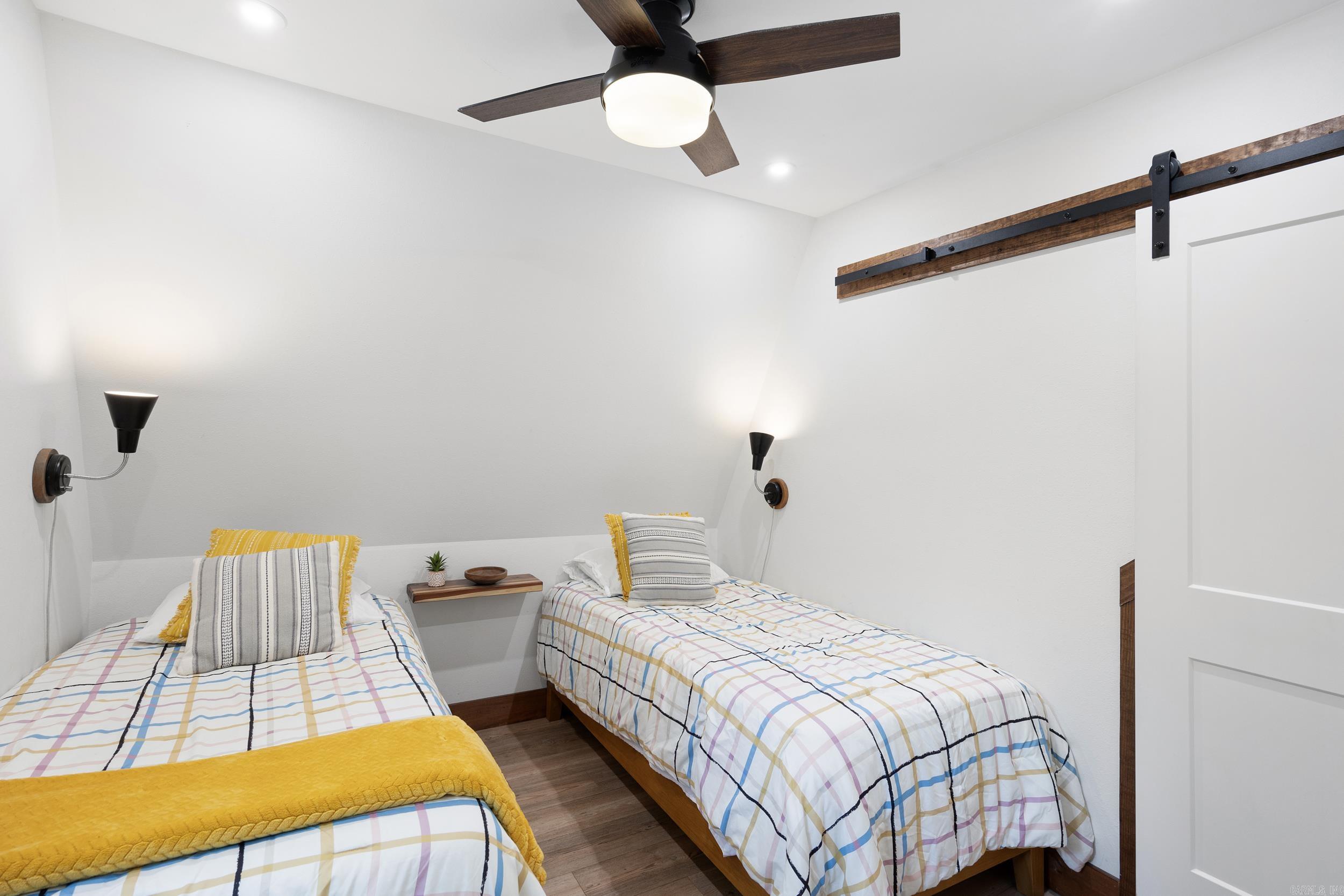 Petit Jean - Residential