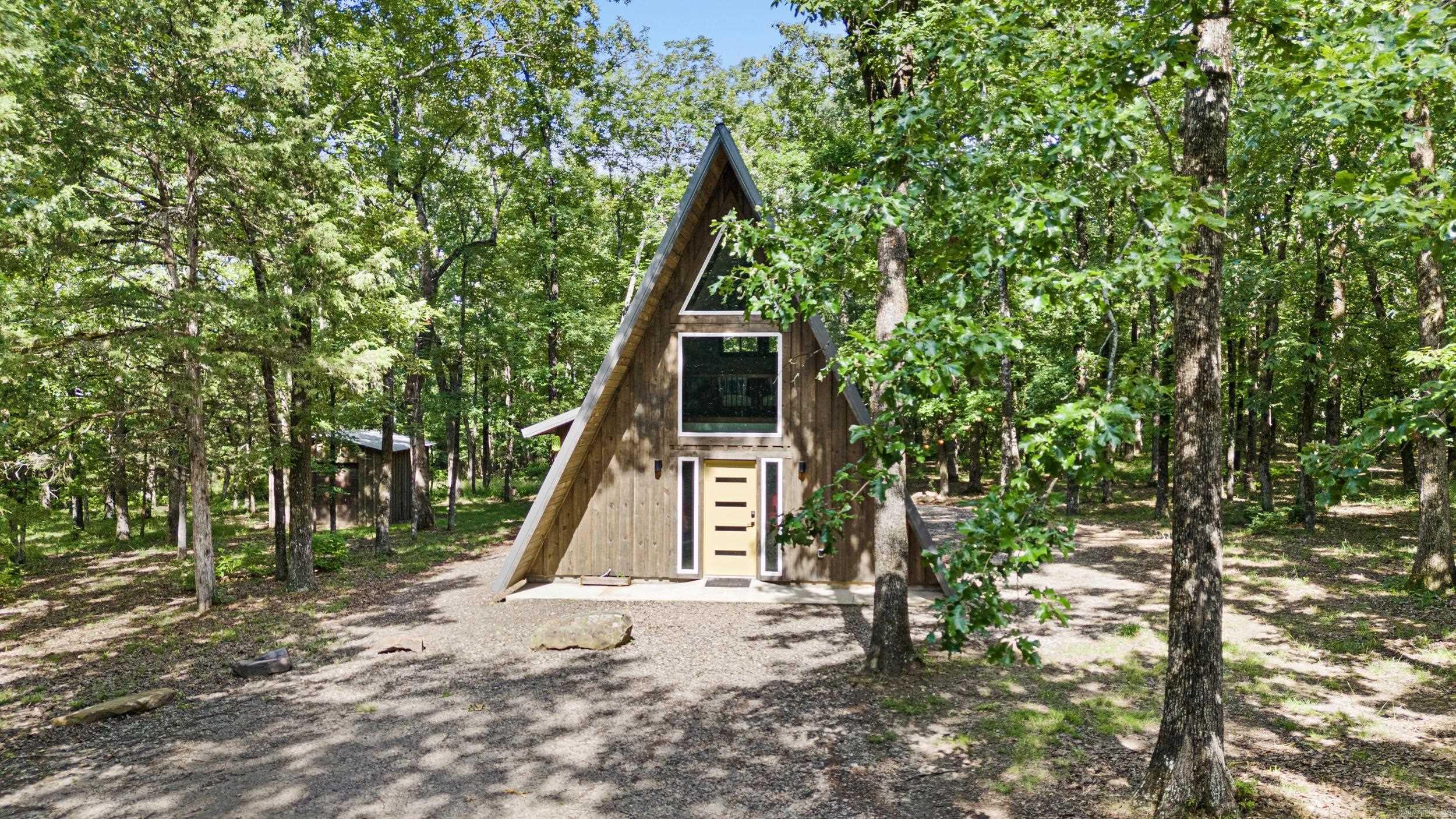 Petit Jean - Residential