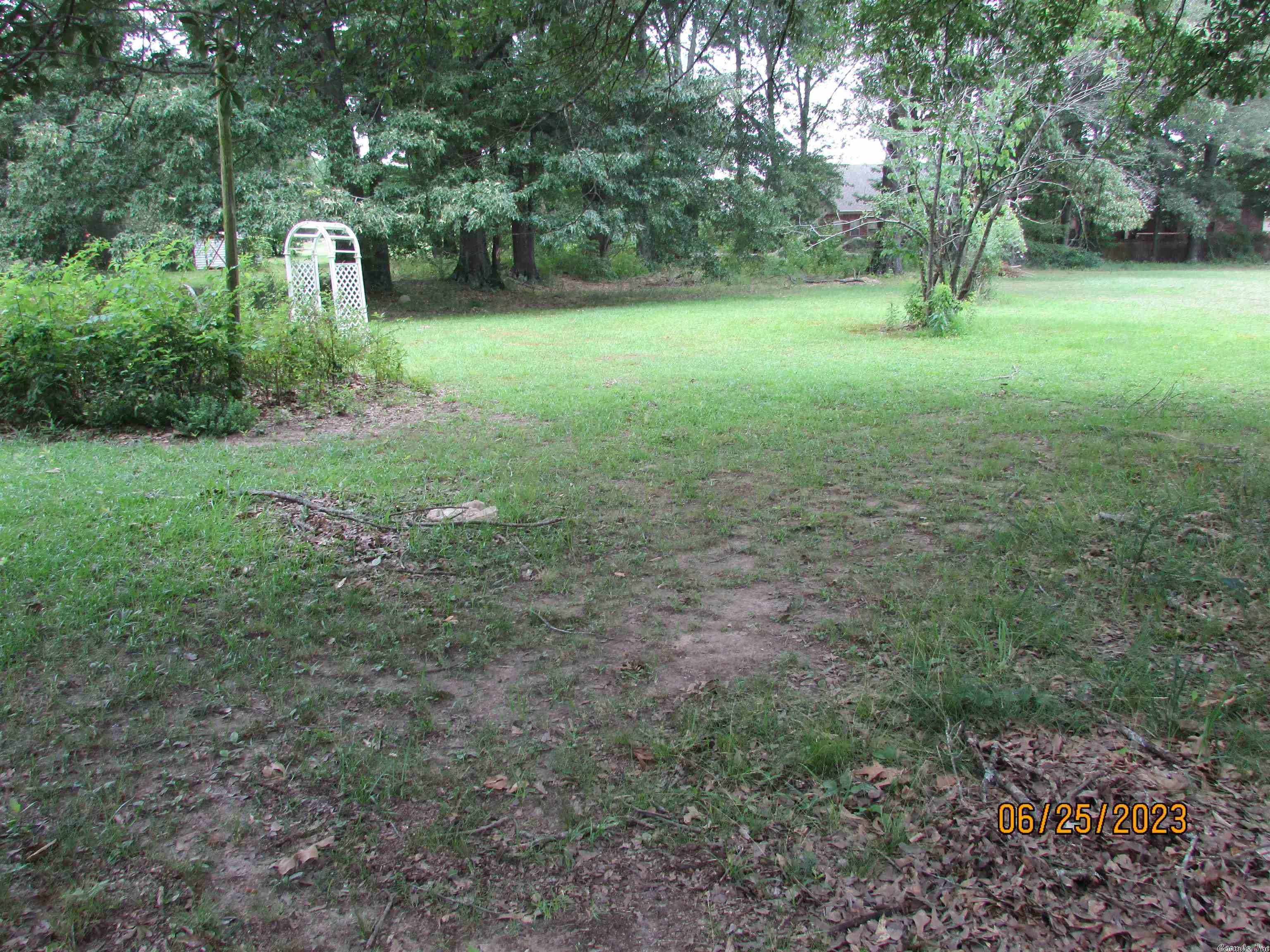 EAST MAIN - Residential