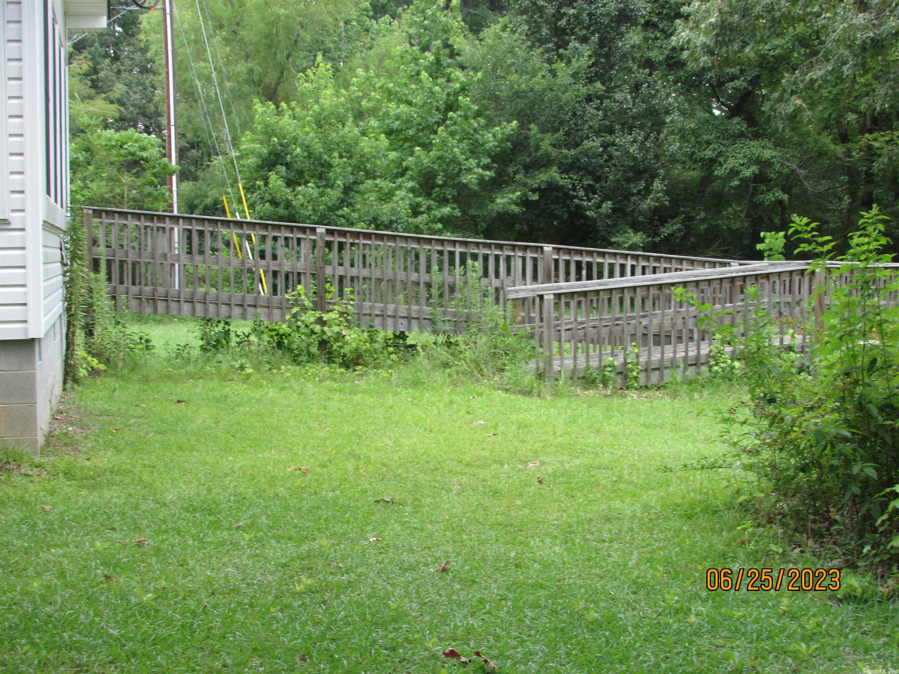 EAST MAIN - Residential