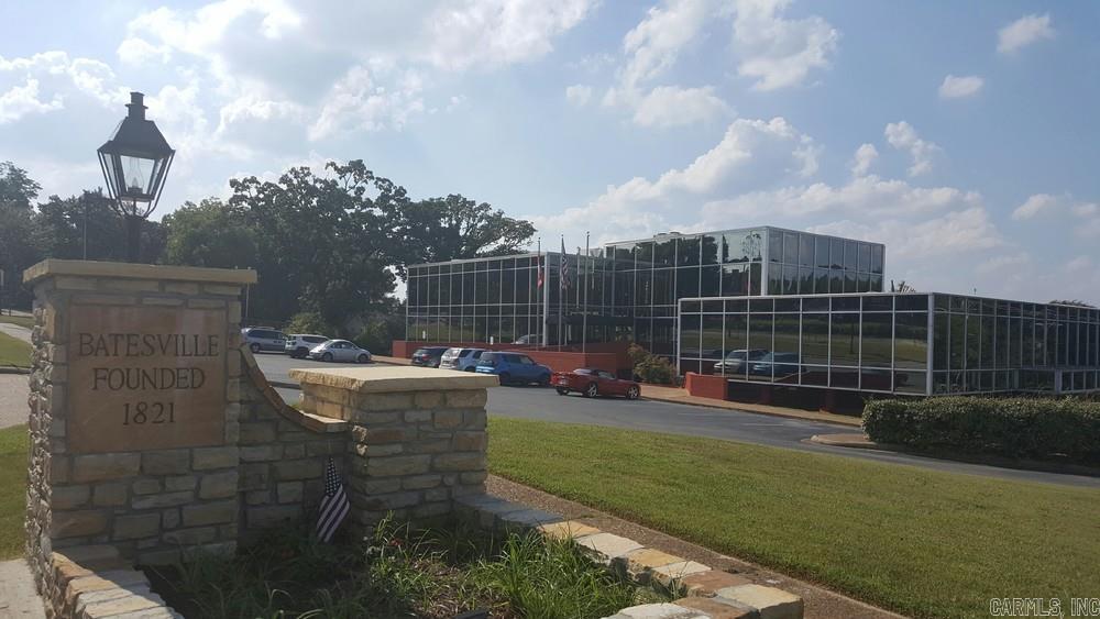 School - Commercial Lease